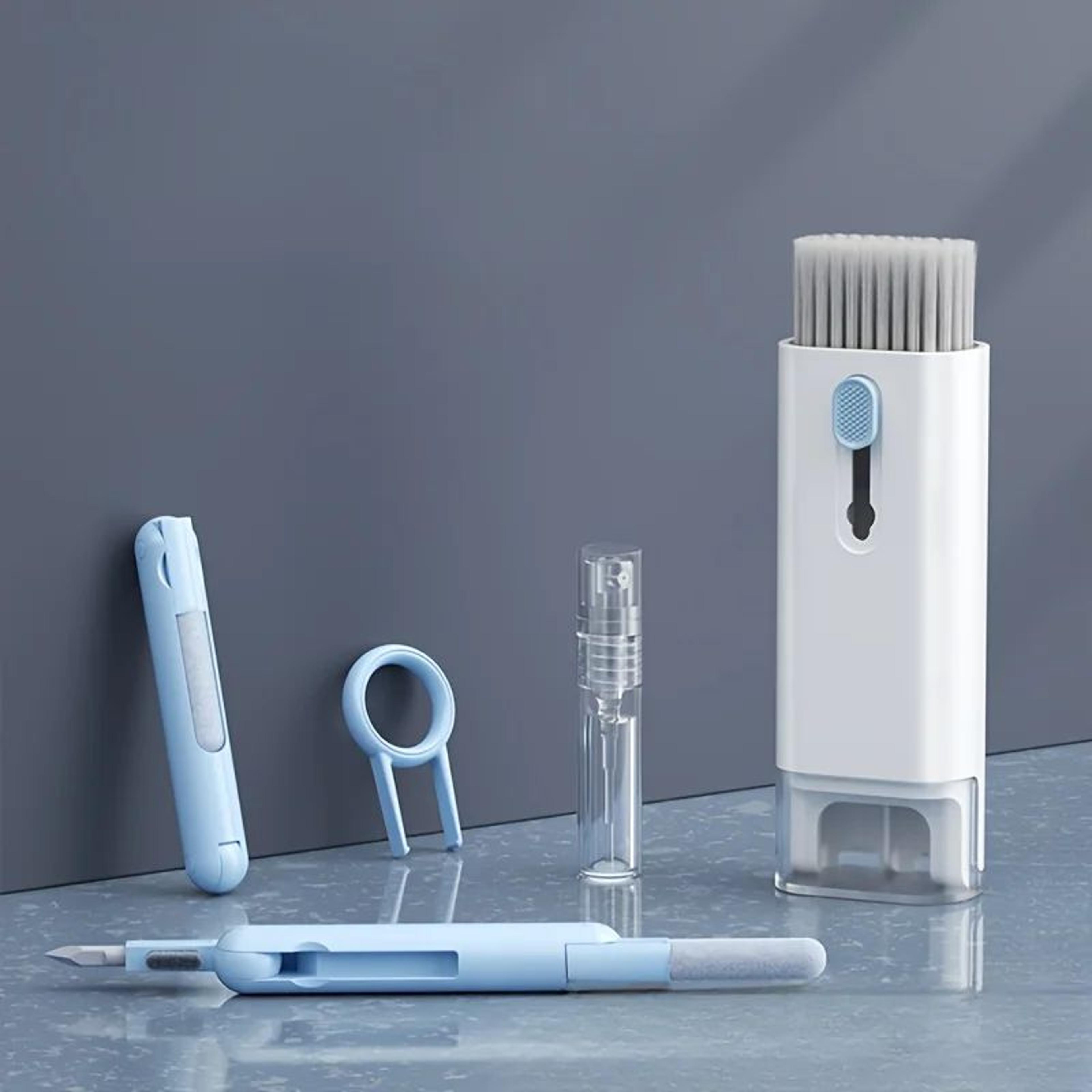 7 in 1 portable tech cleaning kit