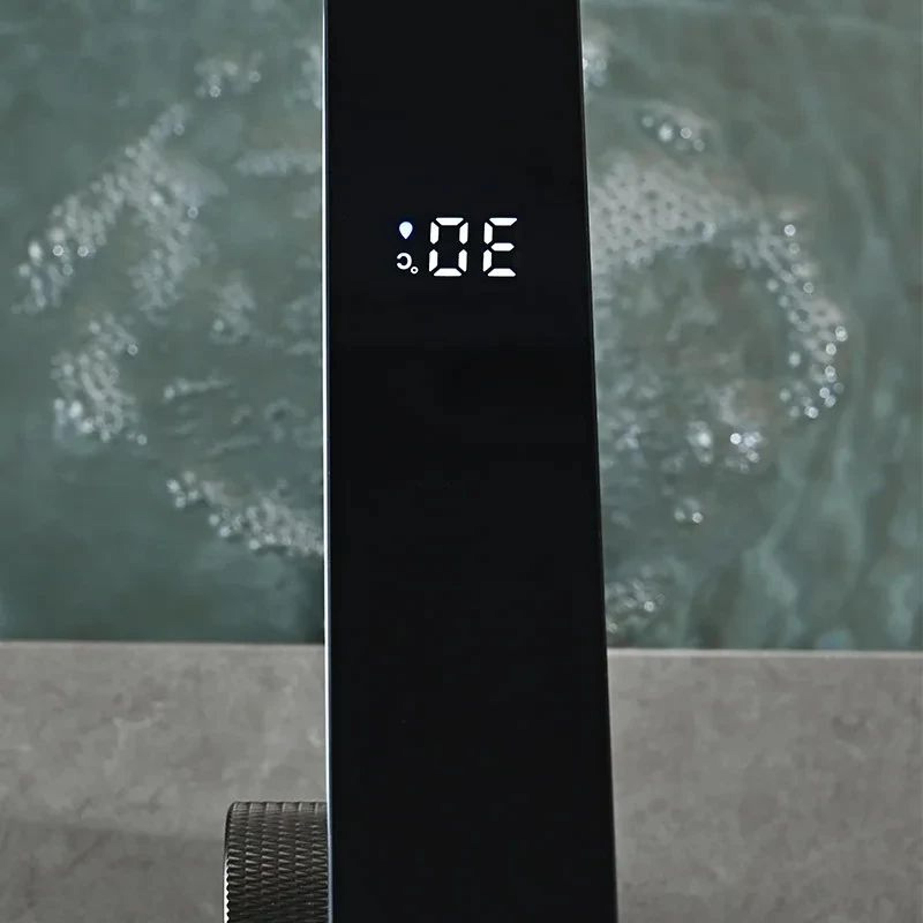 Digital Display LED Bathroom Faucet 1