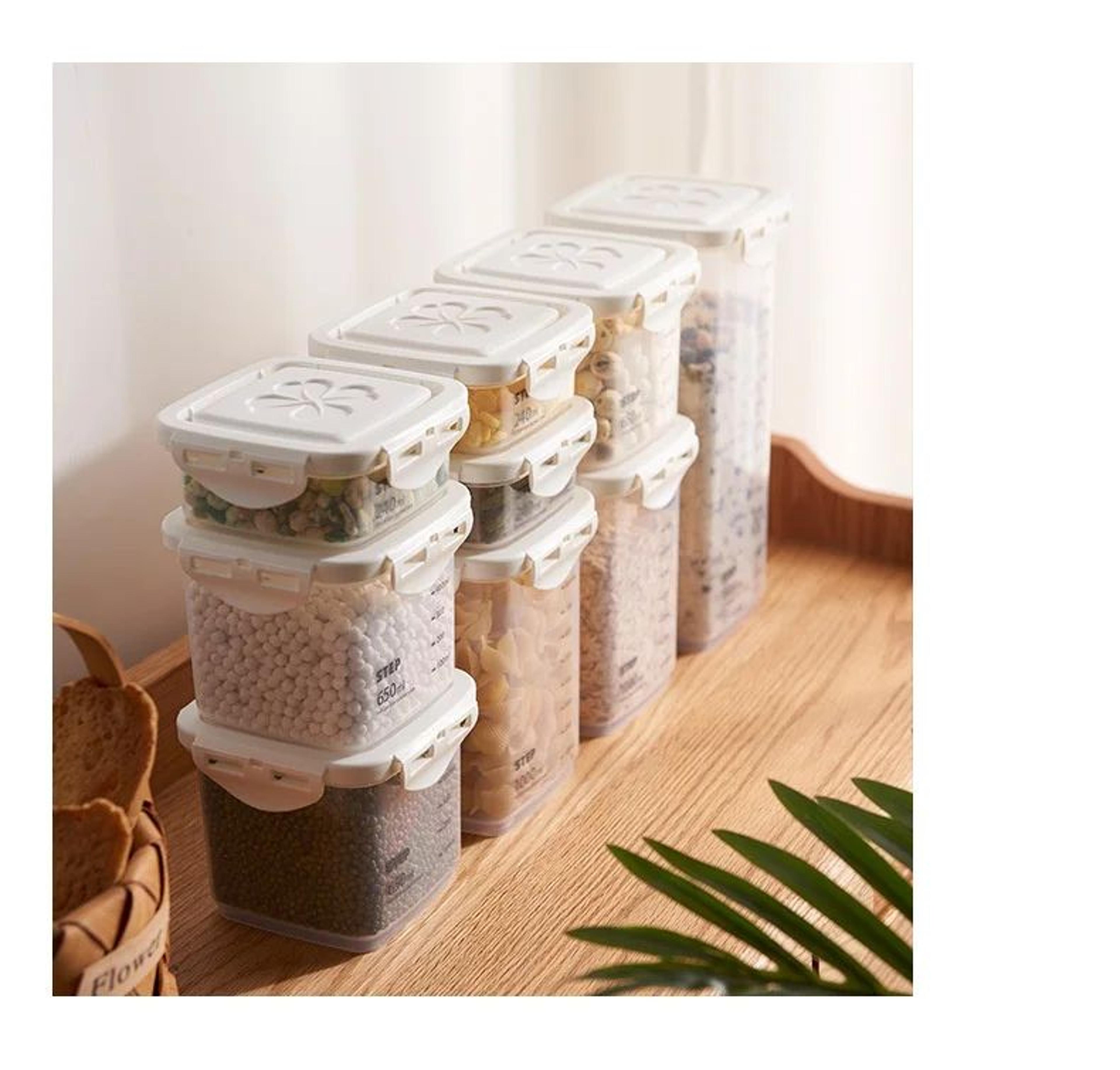 Large Capacity Sealed Food Storage Container 12
