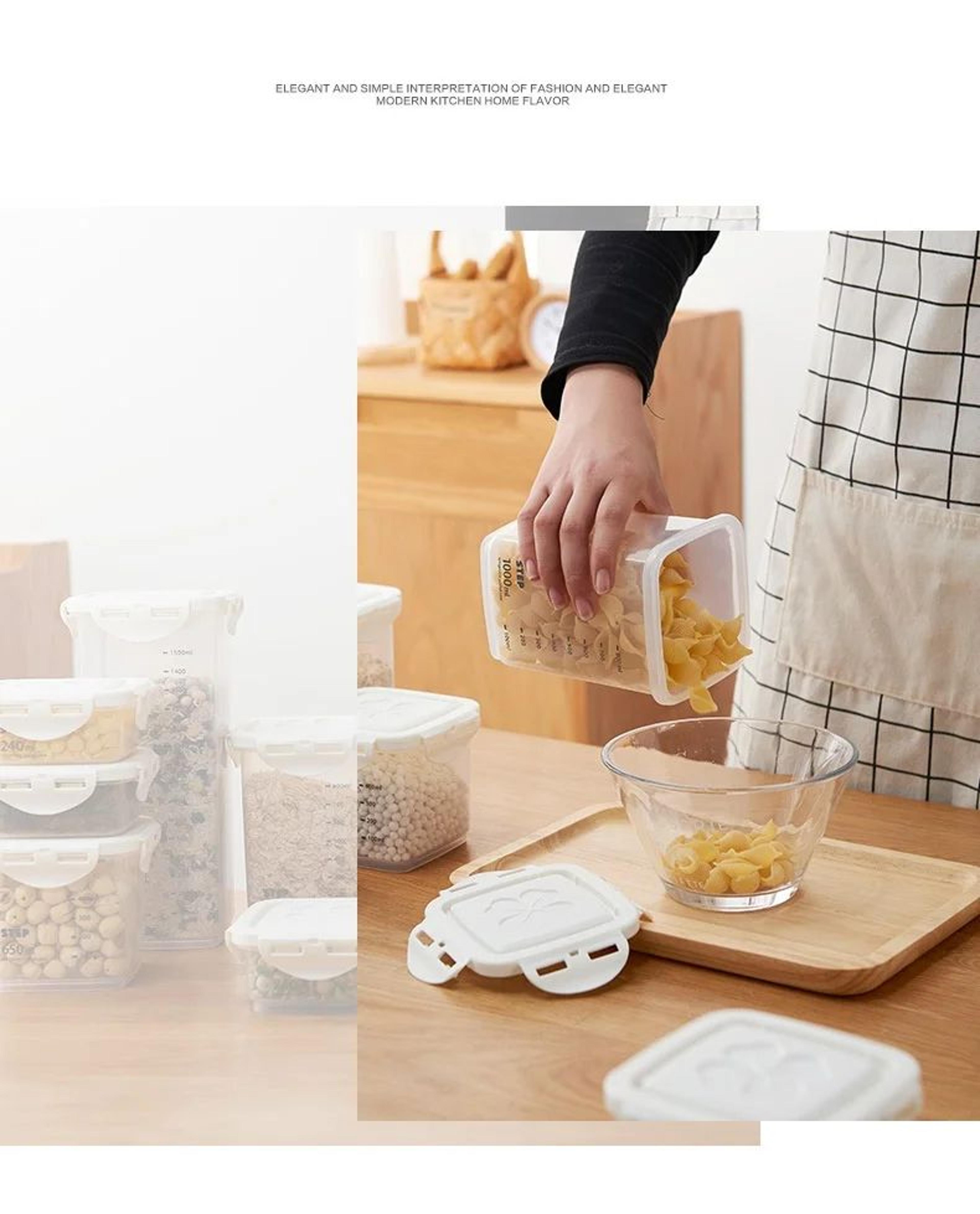 Large Capacity Sealed Food Storage Container 13