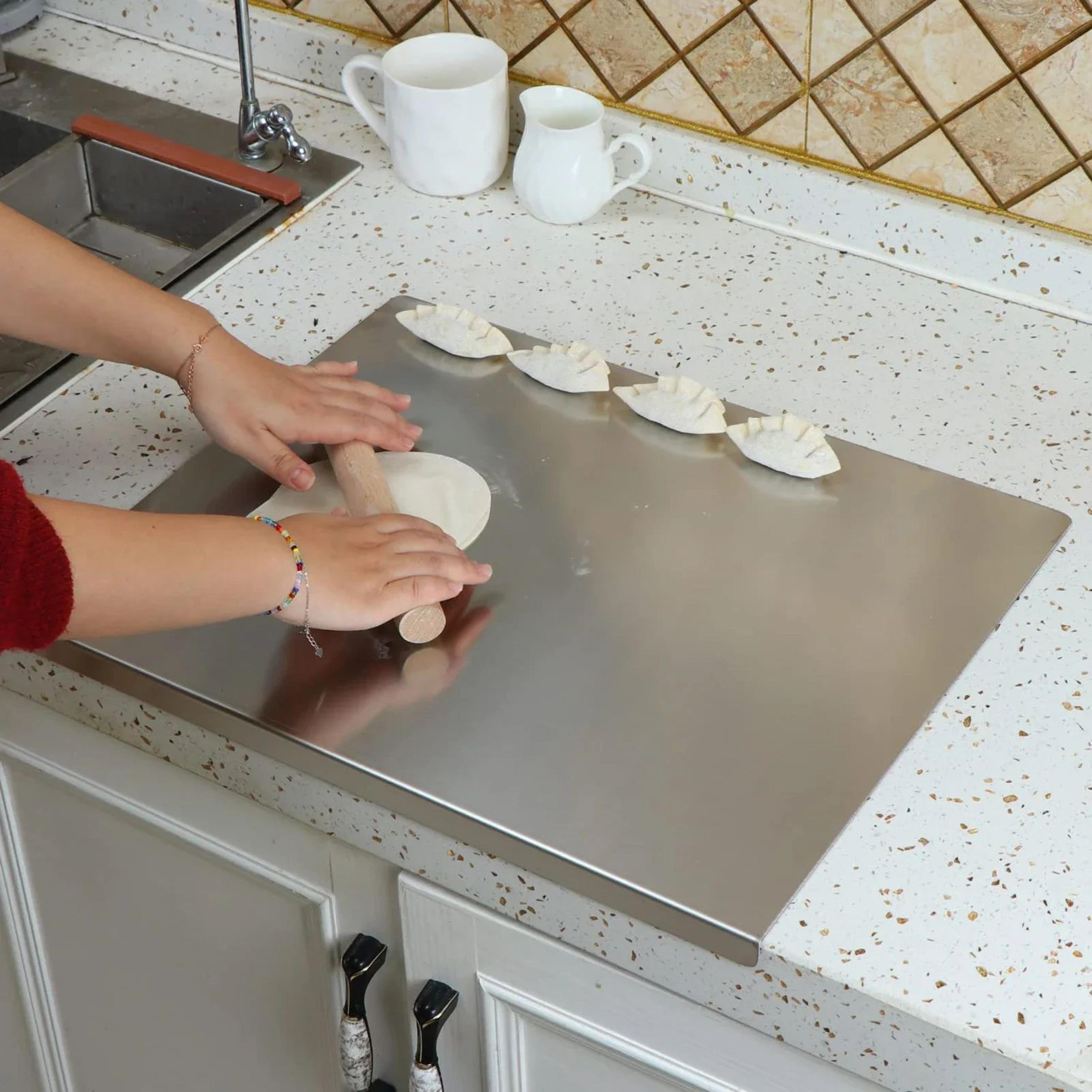 Stainless Steel Cutting Board With Protector Lip 2