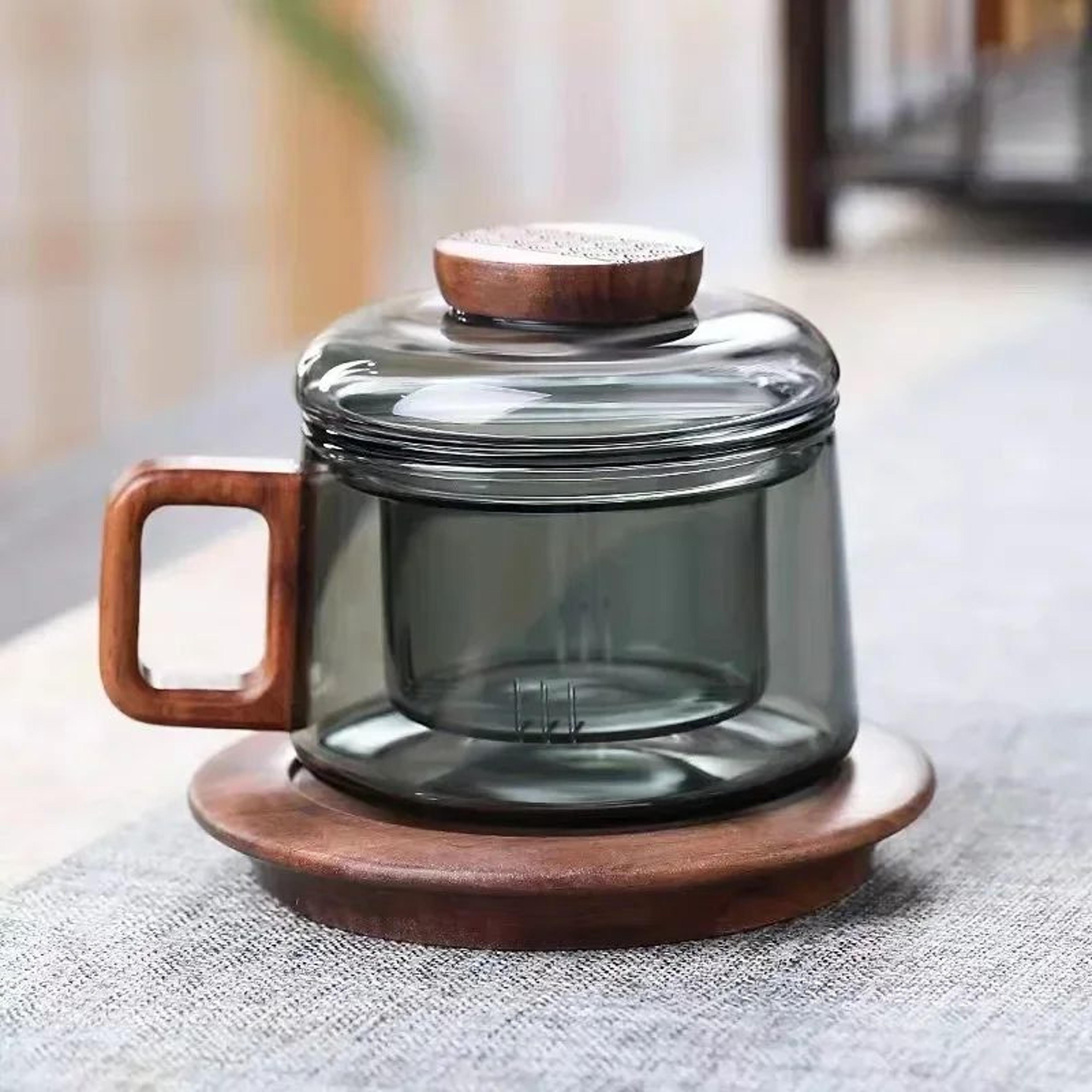 200 ml glass tea cup with wooden handle and filter