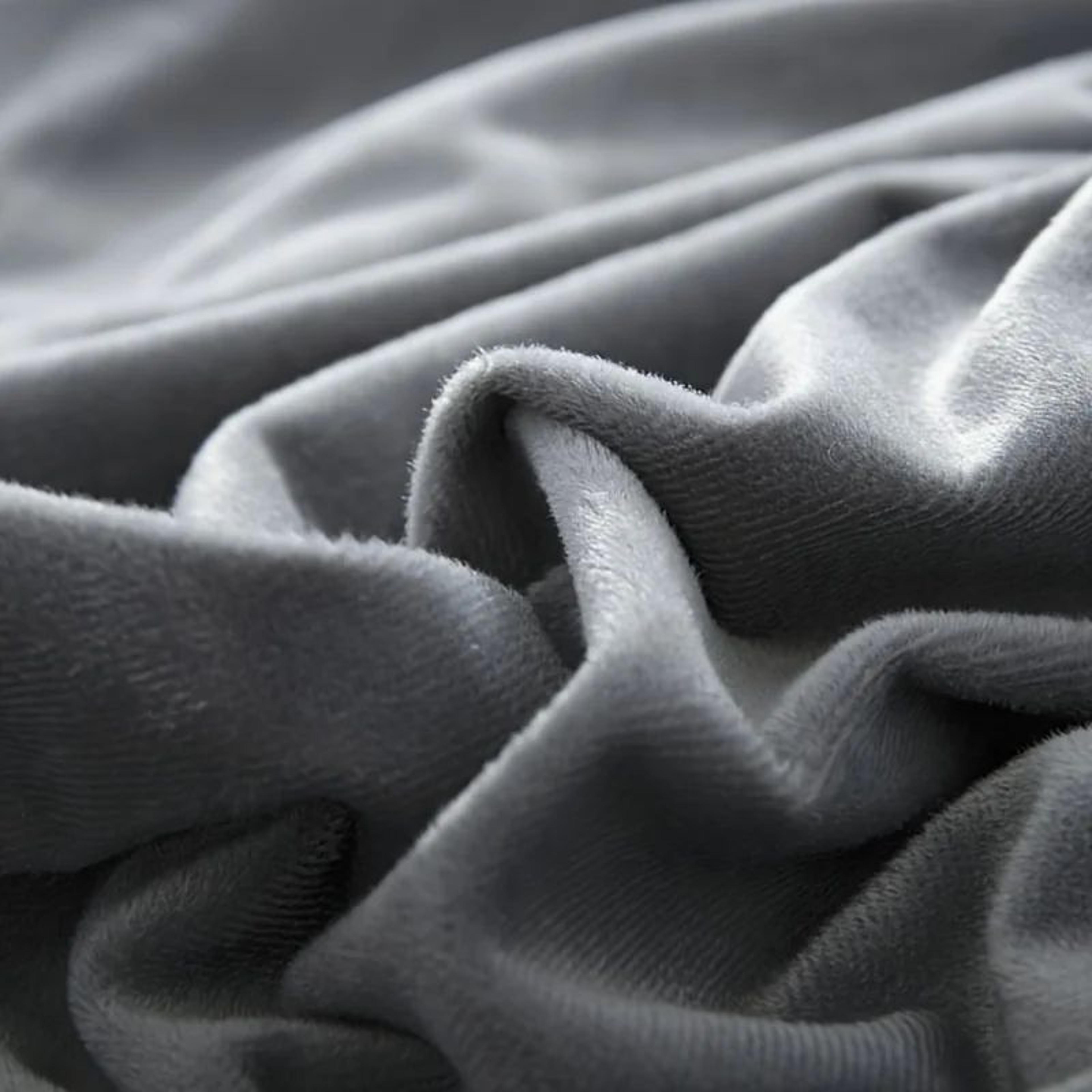 Plush Thickened Crystal Velvet Quilted Mattress Cover 7