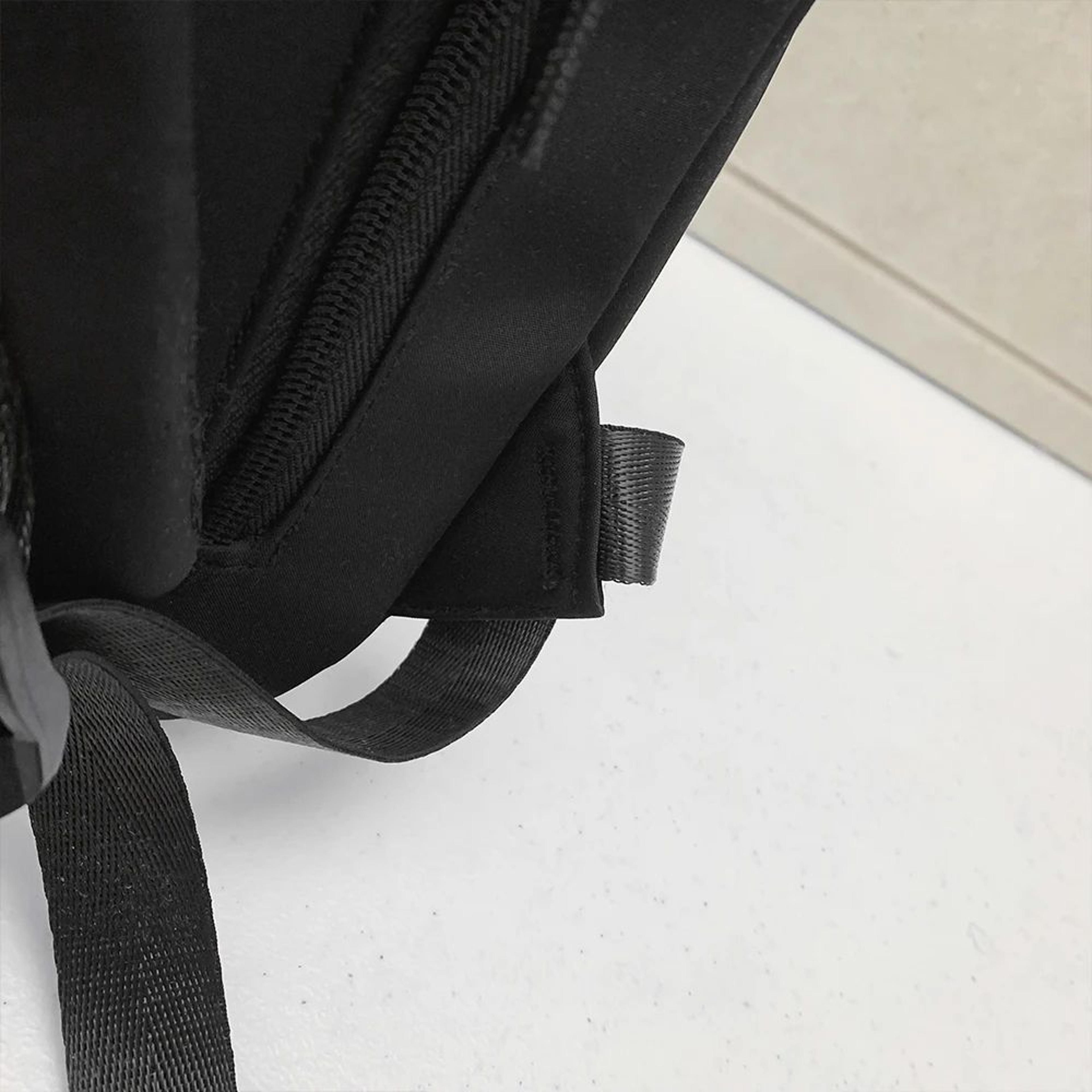 Large Capacity School Backpack Simple Black Travel Bag For Students 10