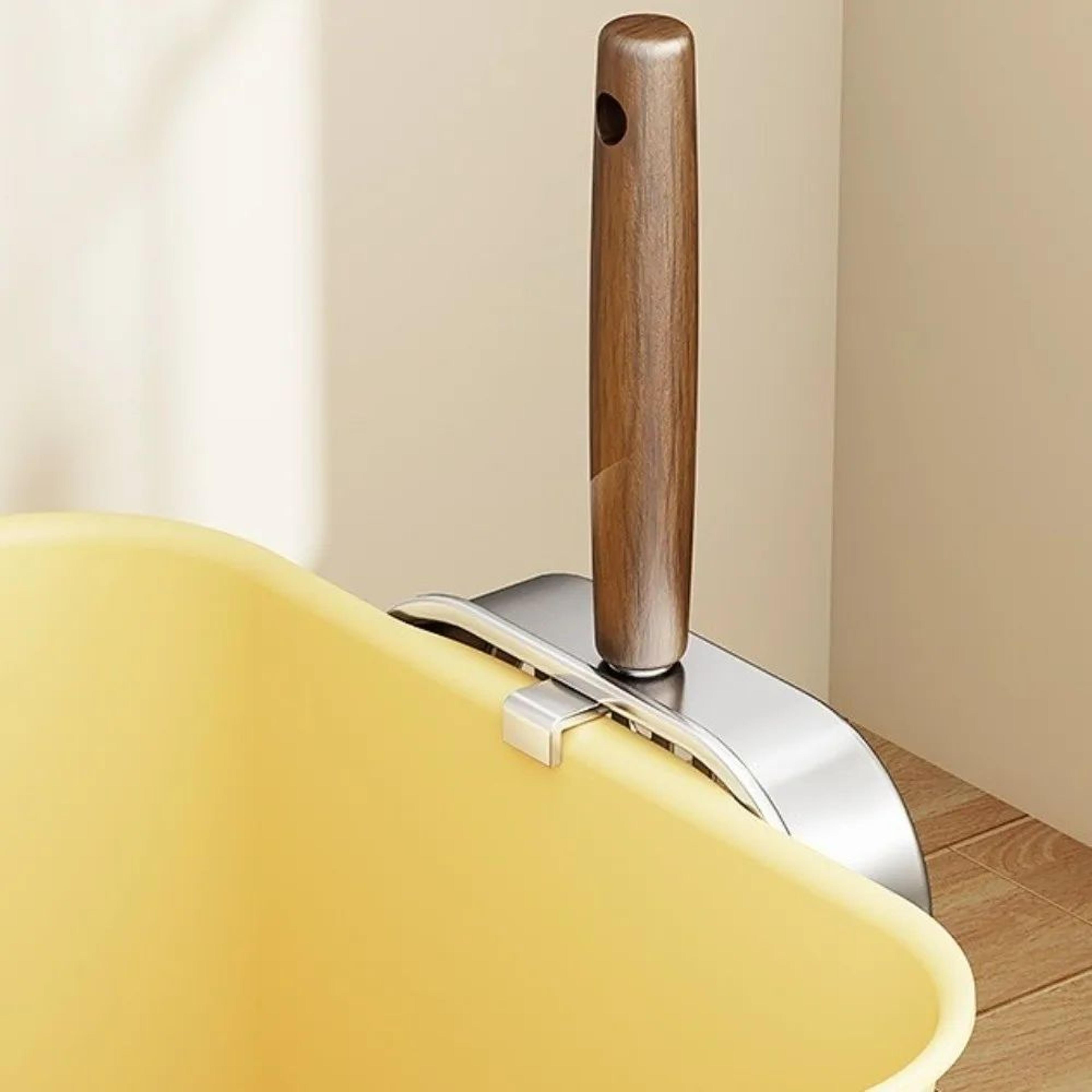 Stainless Steel Cat Litter Scoop With Wooden Handle 6