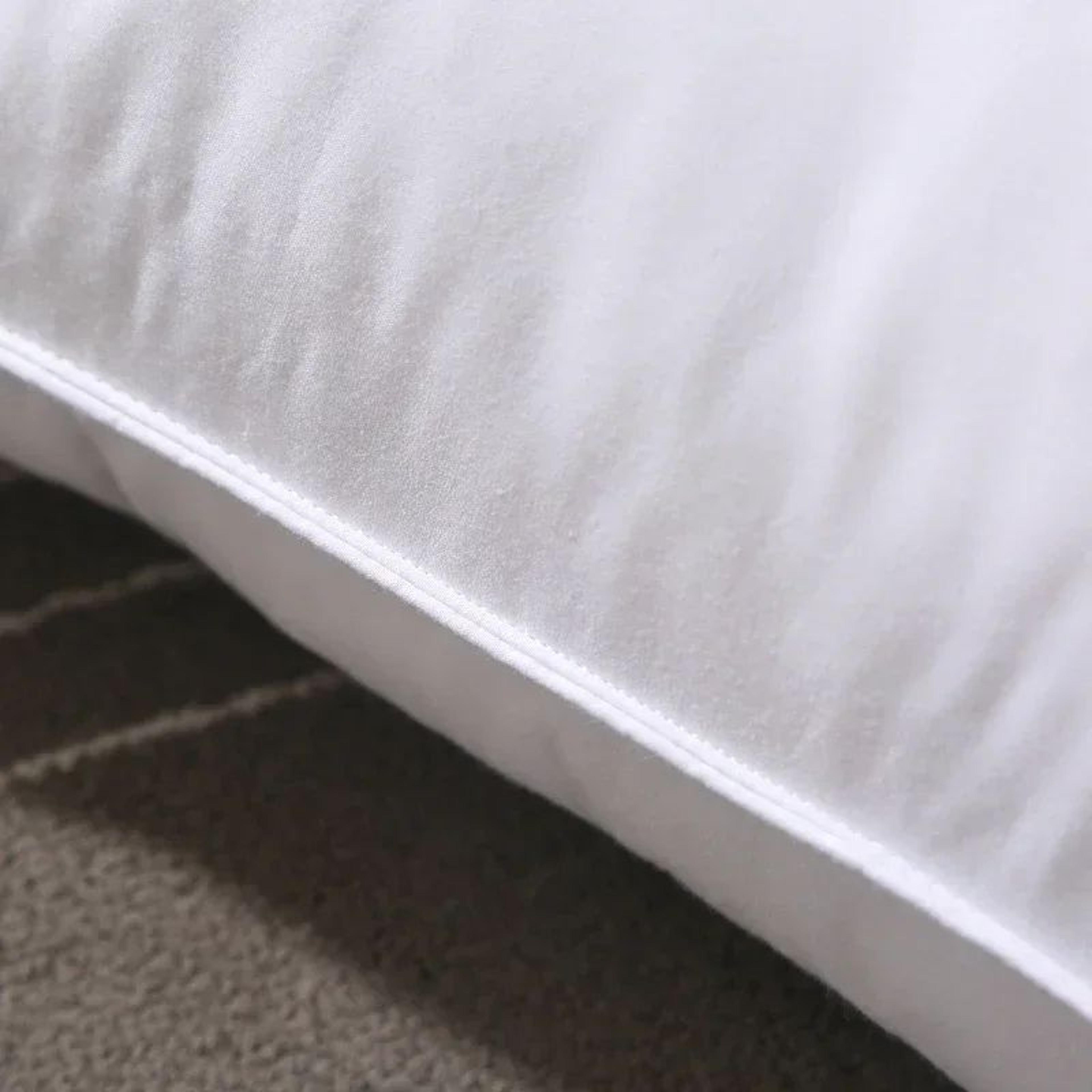 Cotton Goose Down Feather Cushion Insert For Sofa And Bed 4