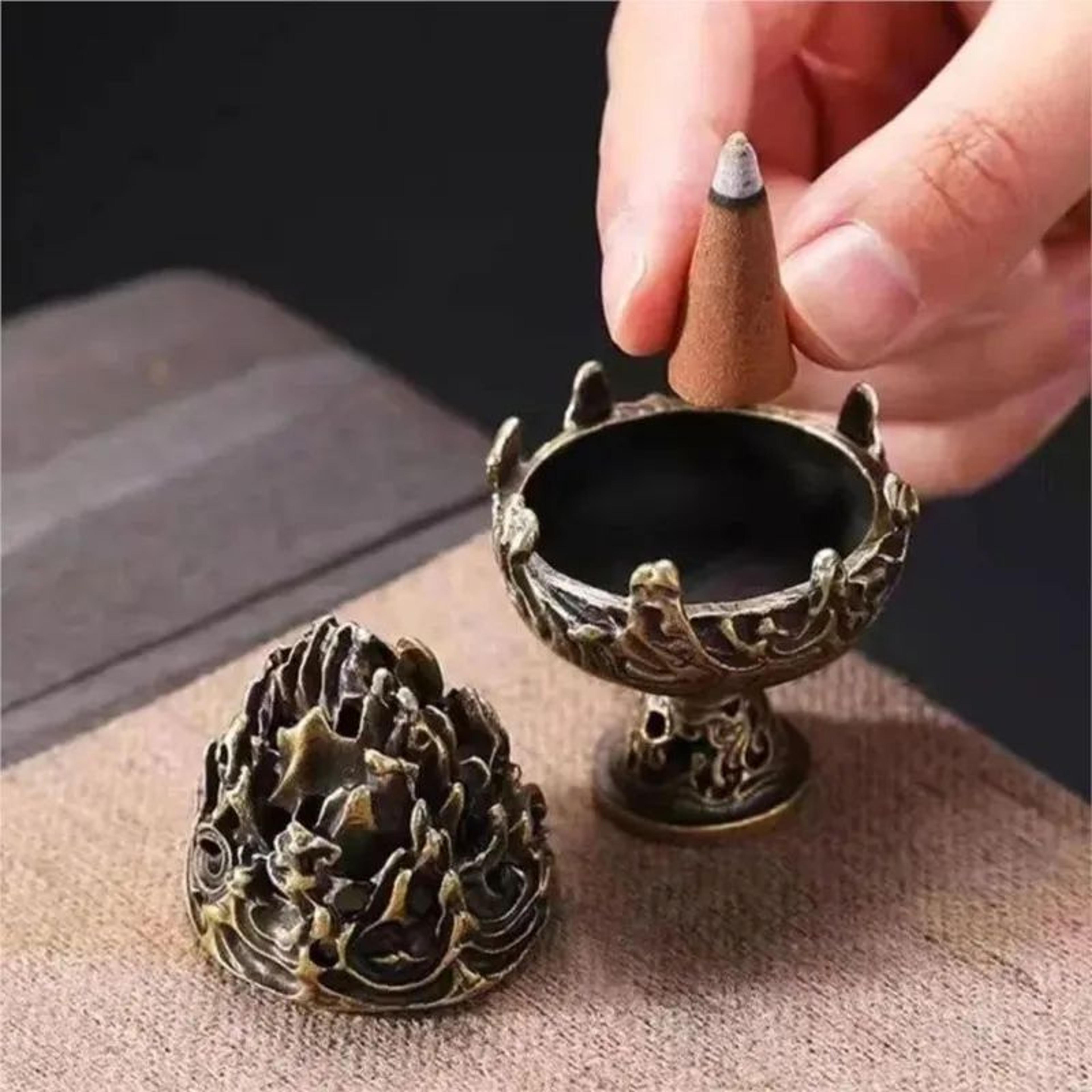 Vintage Three Legged Alloy Incense Burner And Stick Holder 2