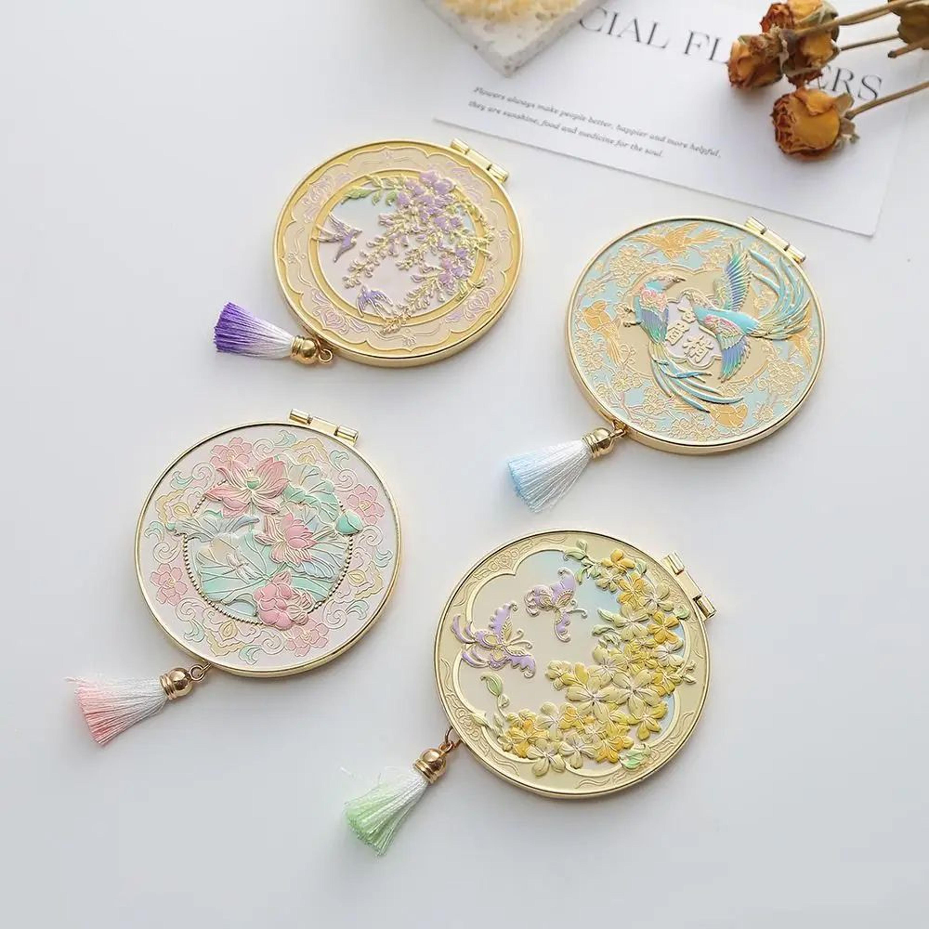 Elegant Metal Folding Portable Cosmetic Makeup Mirror 1