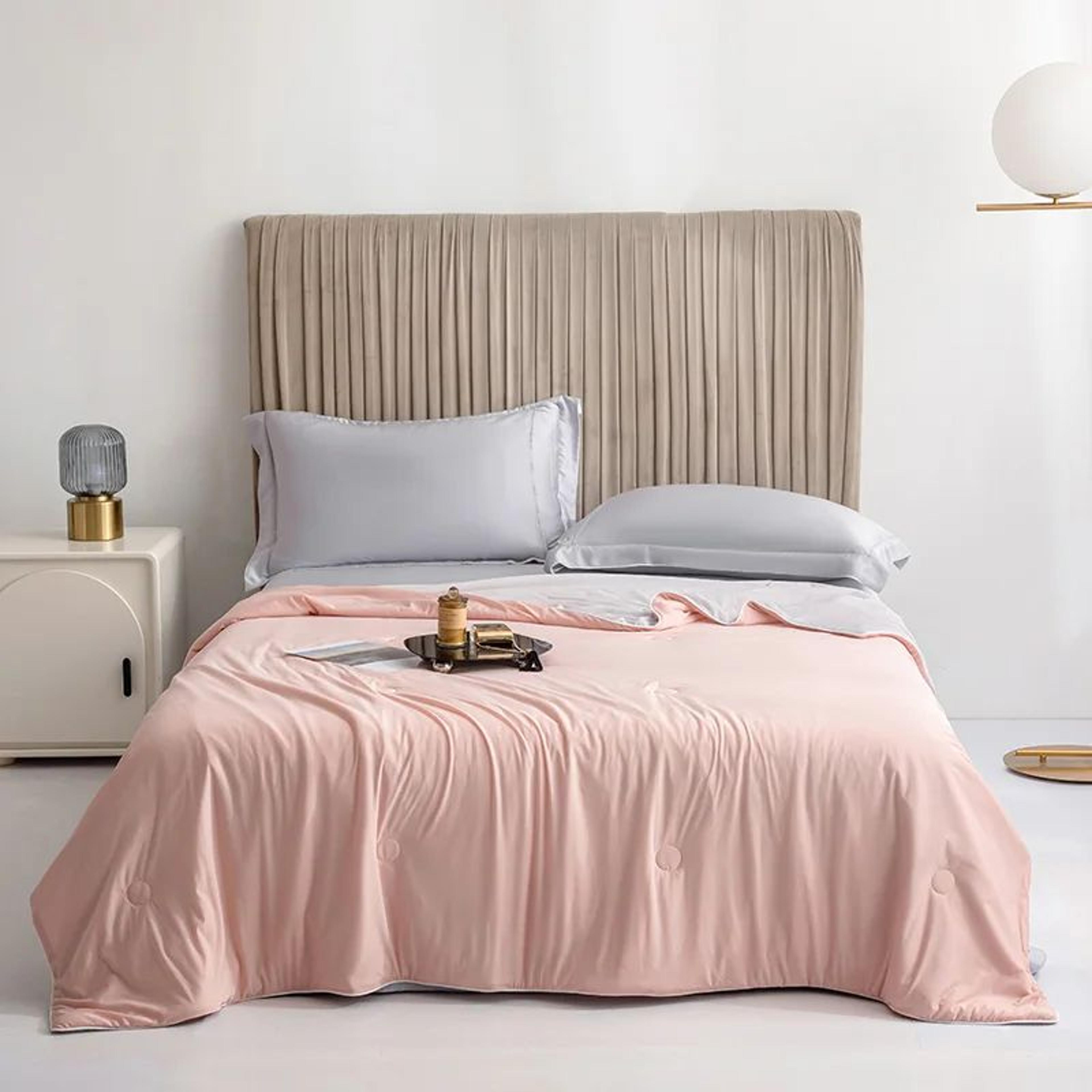 Ice Silk Lightweight Summer Cooling Comforter Blanket 17