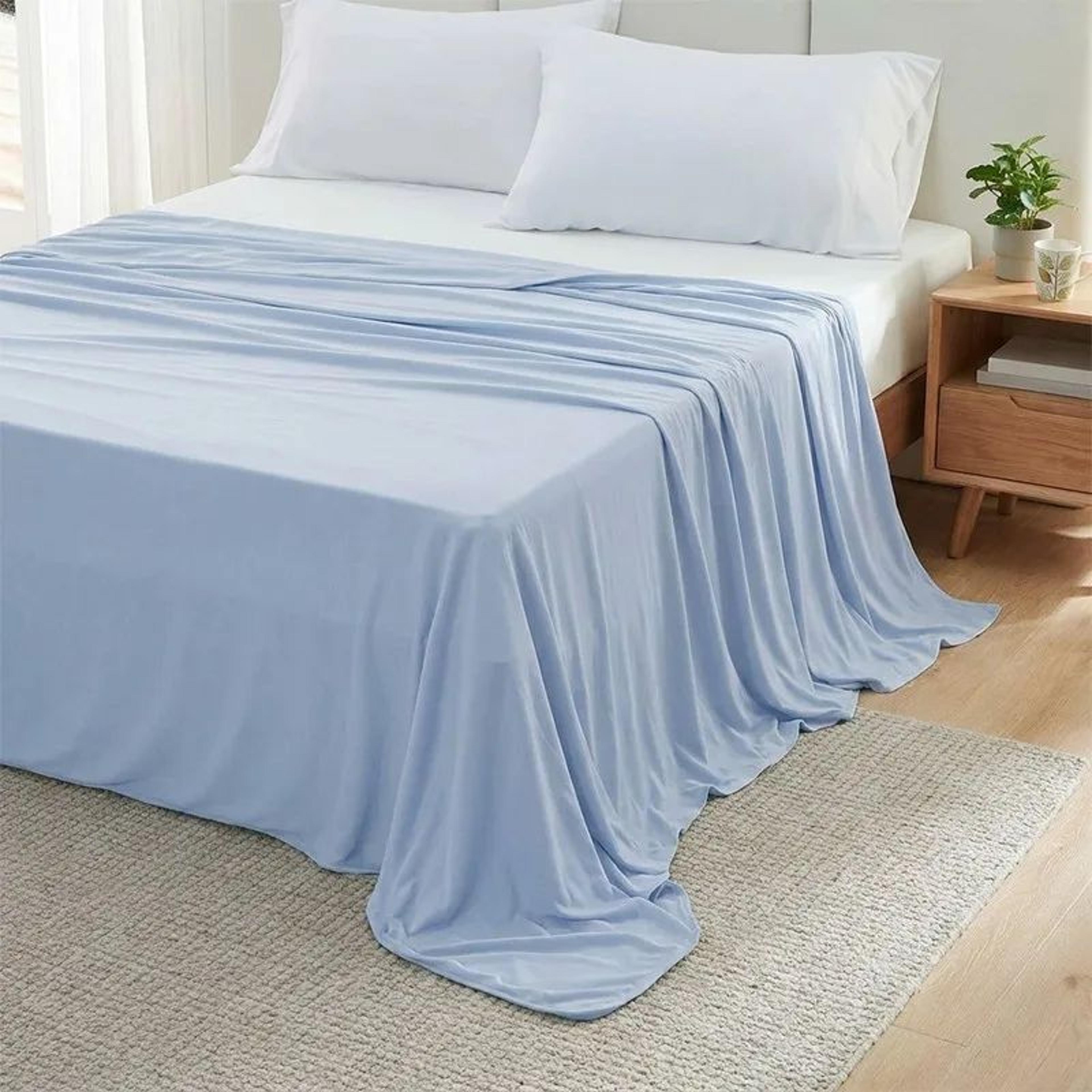 Lightweight Ice Silk Breathable Summer Cooling Blanket 3