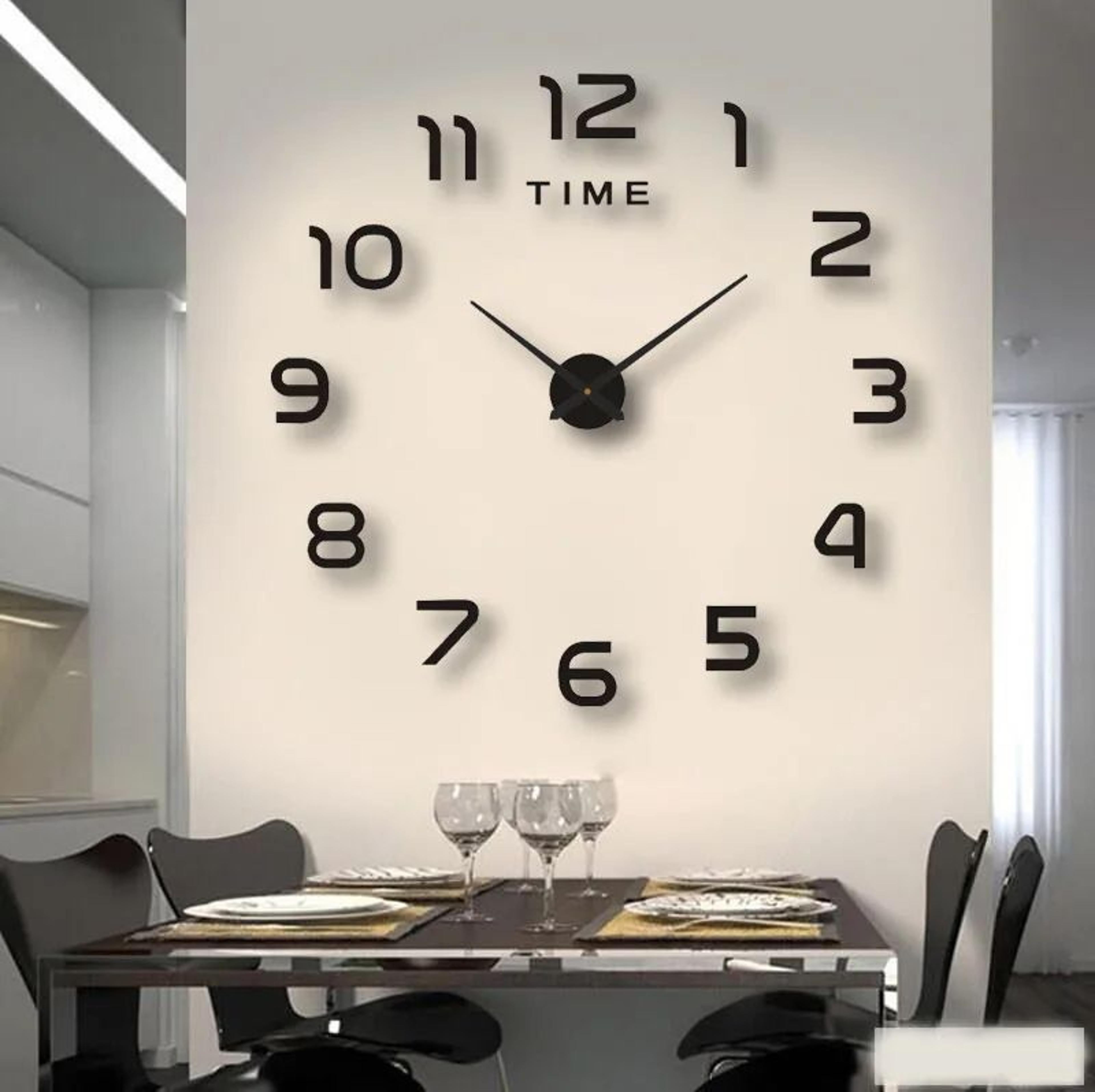 Modern Large Wall Clock With Acrylic Mirror Wall Clock Design For Stylish Customizable Decor 1