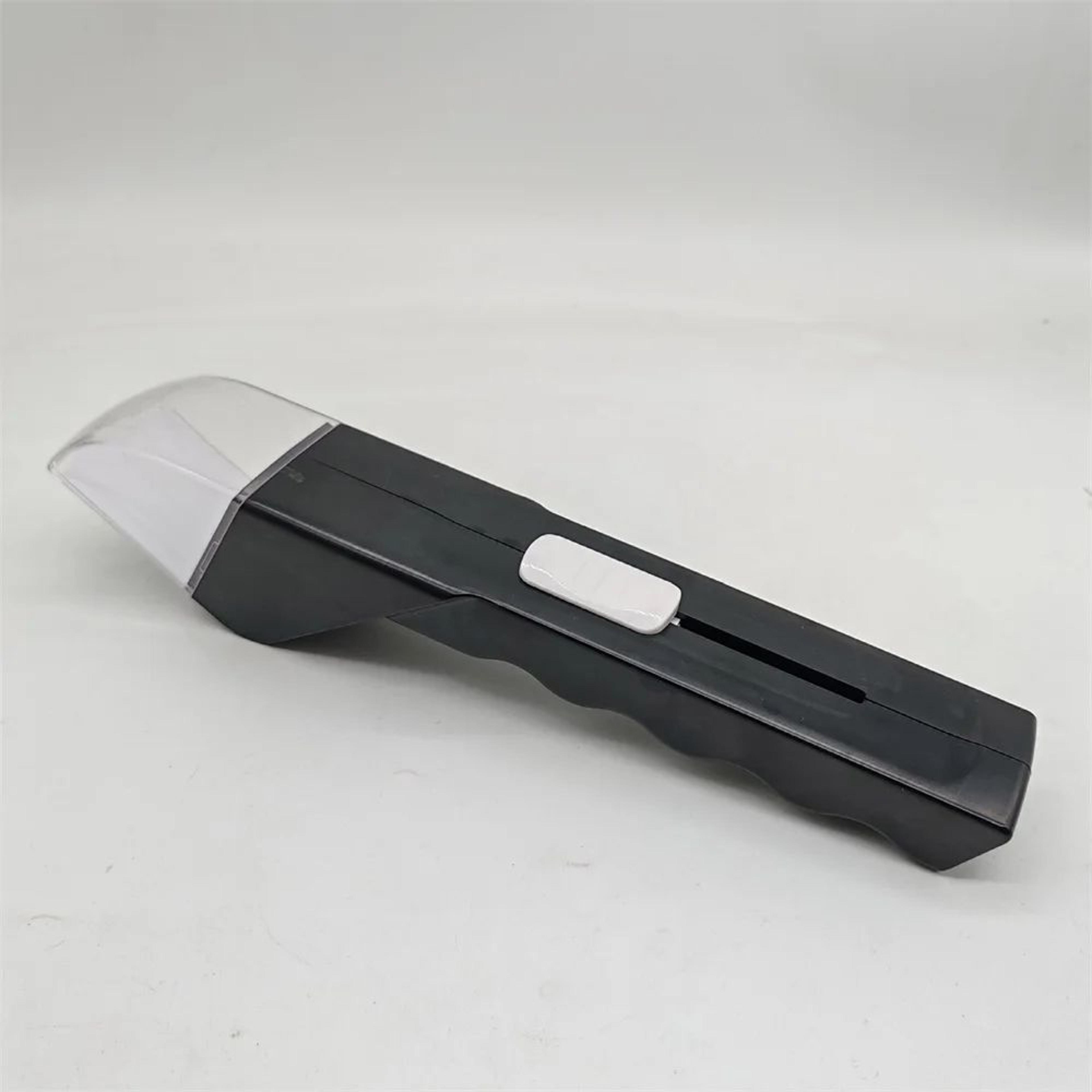 SafeReach Handheld Insect Catcher And Spider Catcher Tool 7