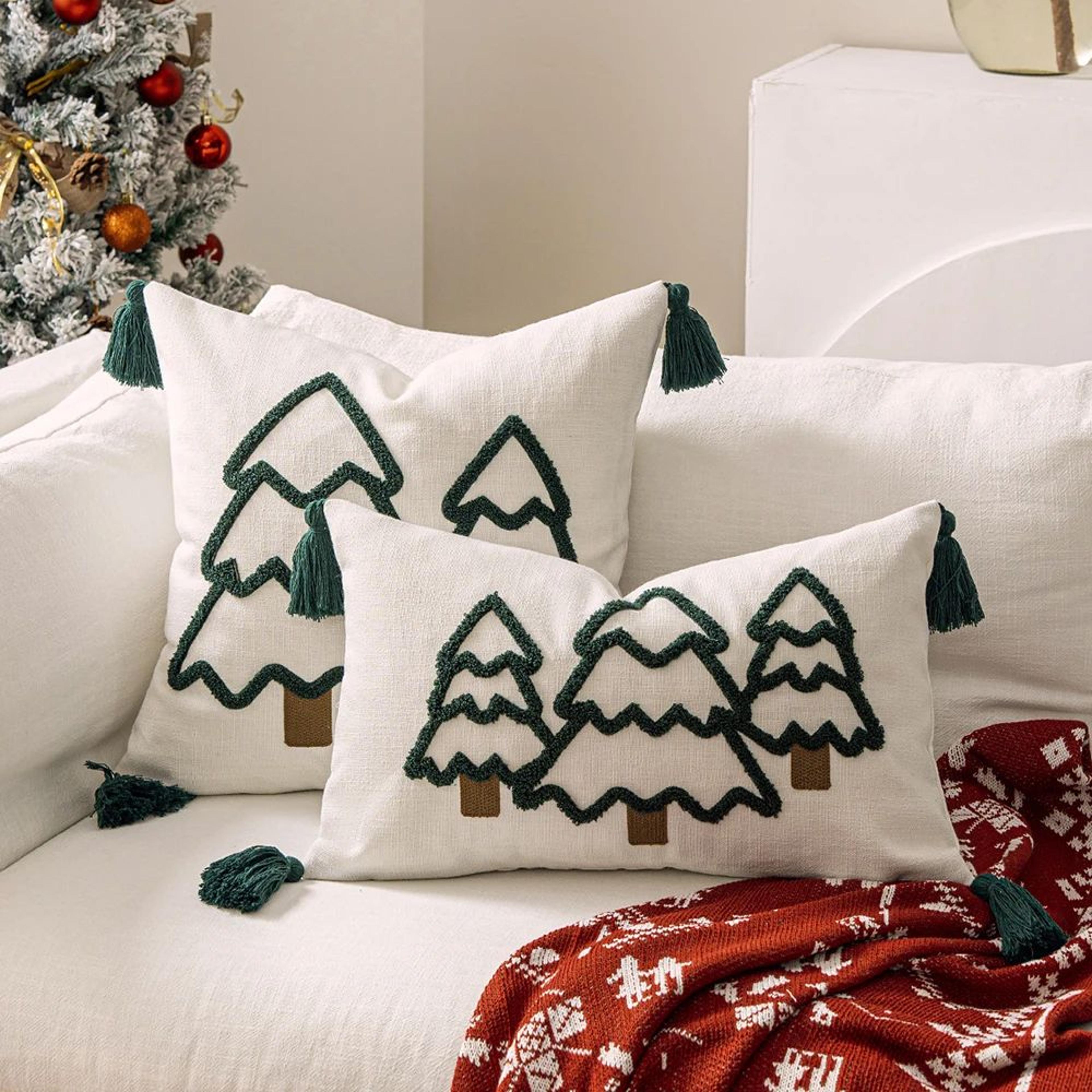 Tufted Christmas Tree Pillow Cover With Tassels For Cozy Holiday Decor 6