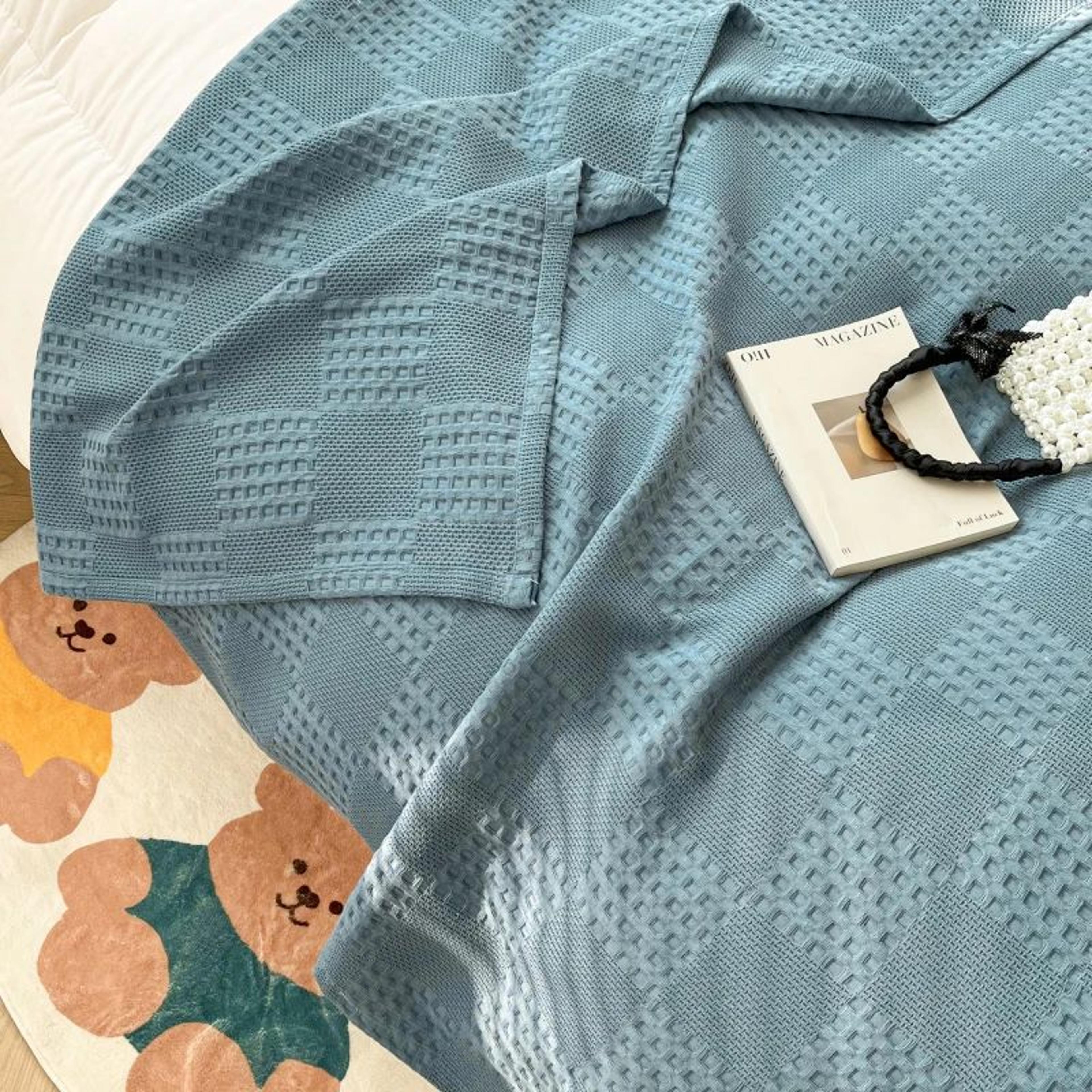 Battilo Cotton Waffle Throw Blanket Soft Breathable Lightweight Blanket For Bed And Sofa 5