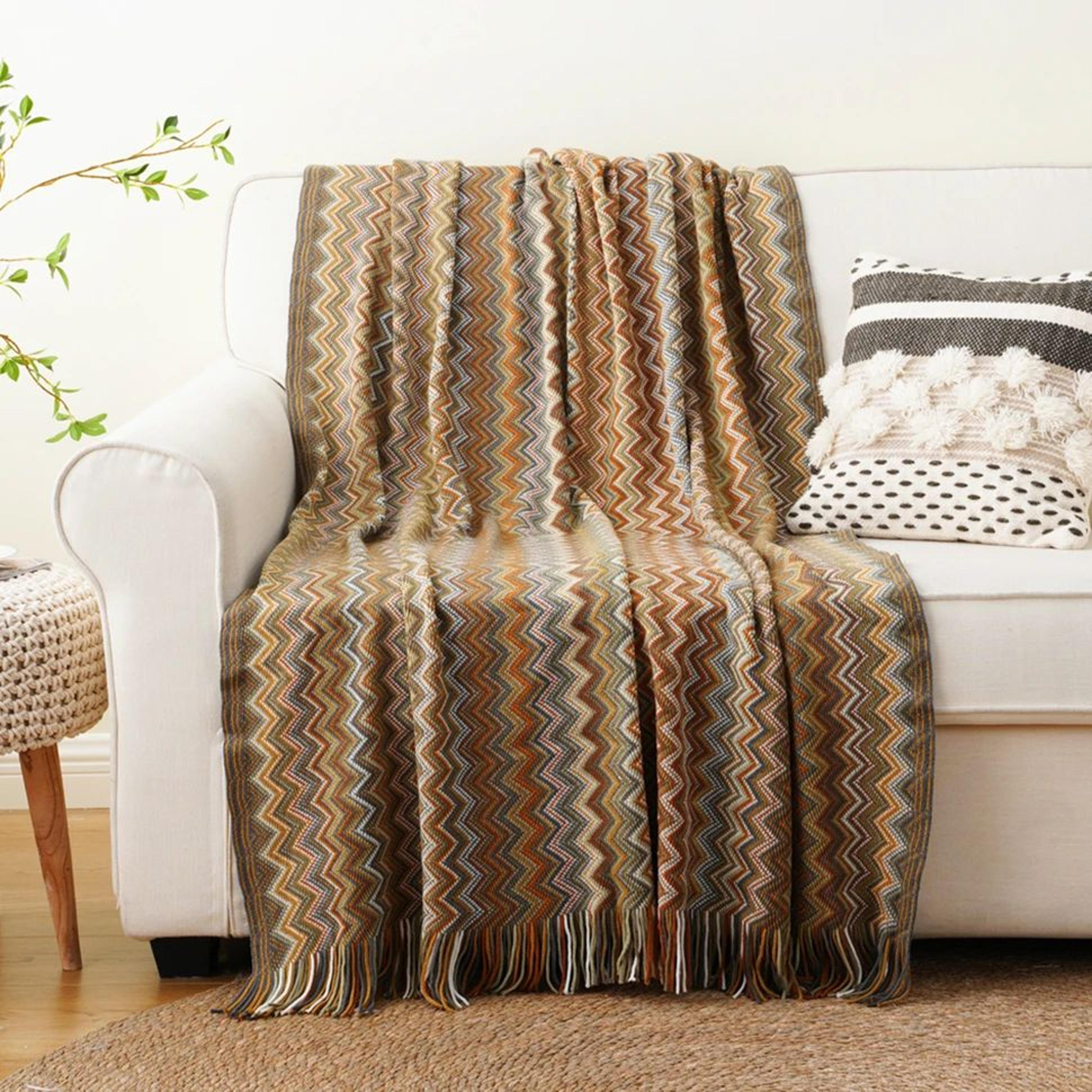 Battilo Boho Knitted Throw Blanket With Tassels 9