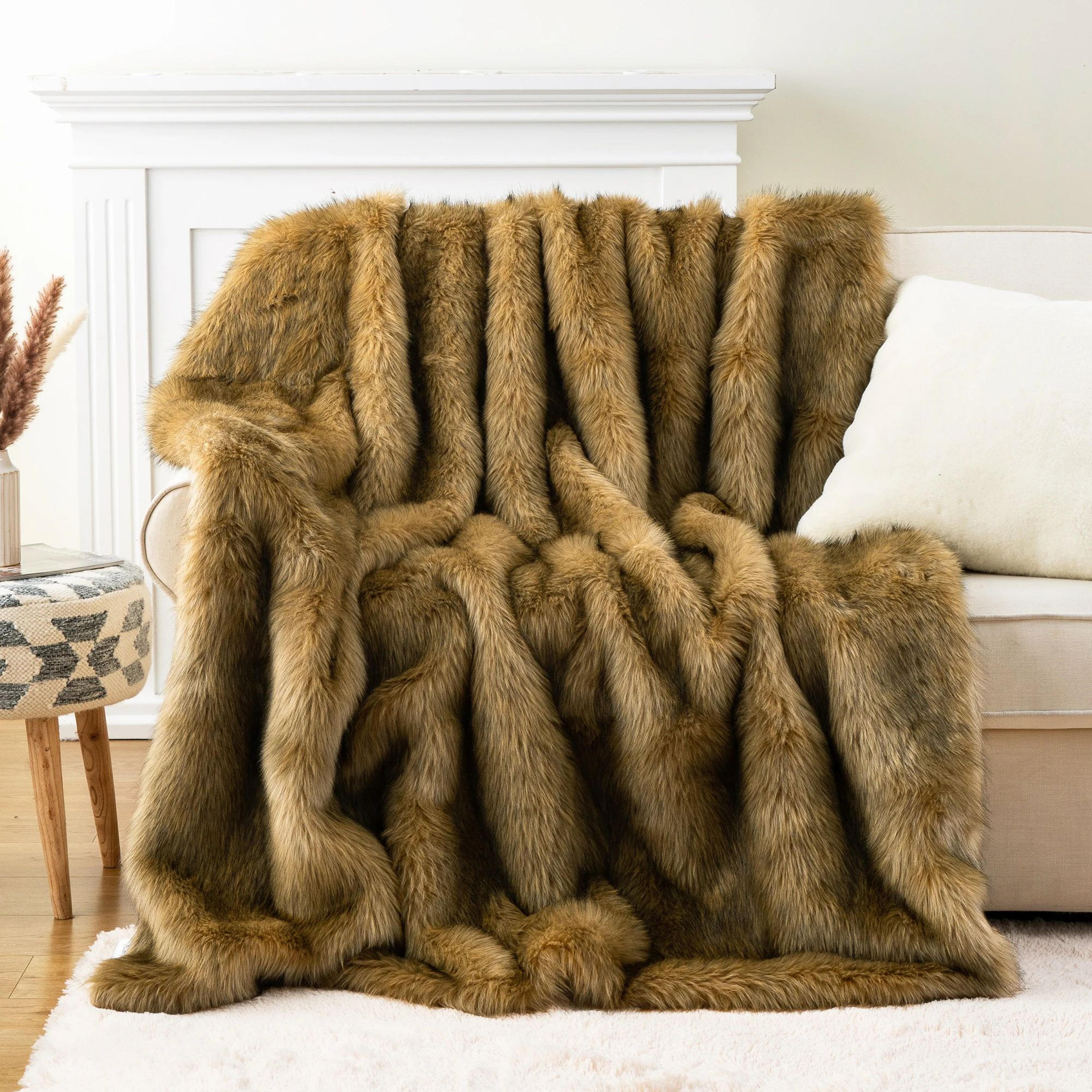 Luxury Faux Fur Throw Blanket Soft Fluffy Warm Blanket For Bed And Sofa 4