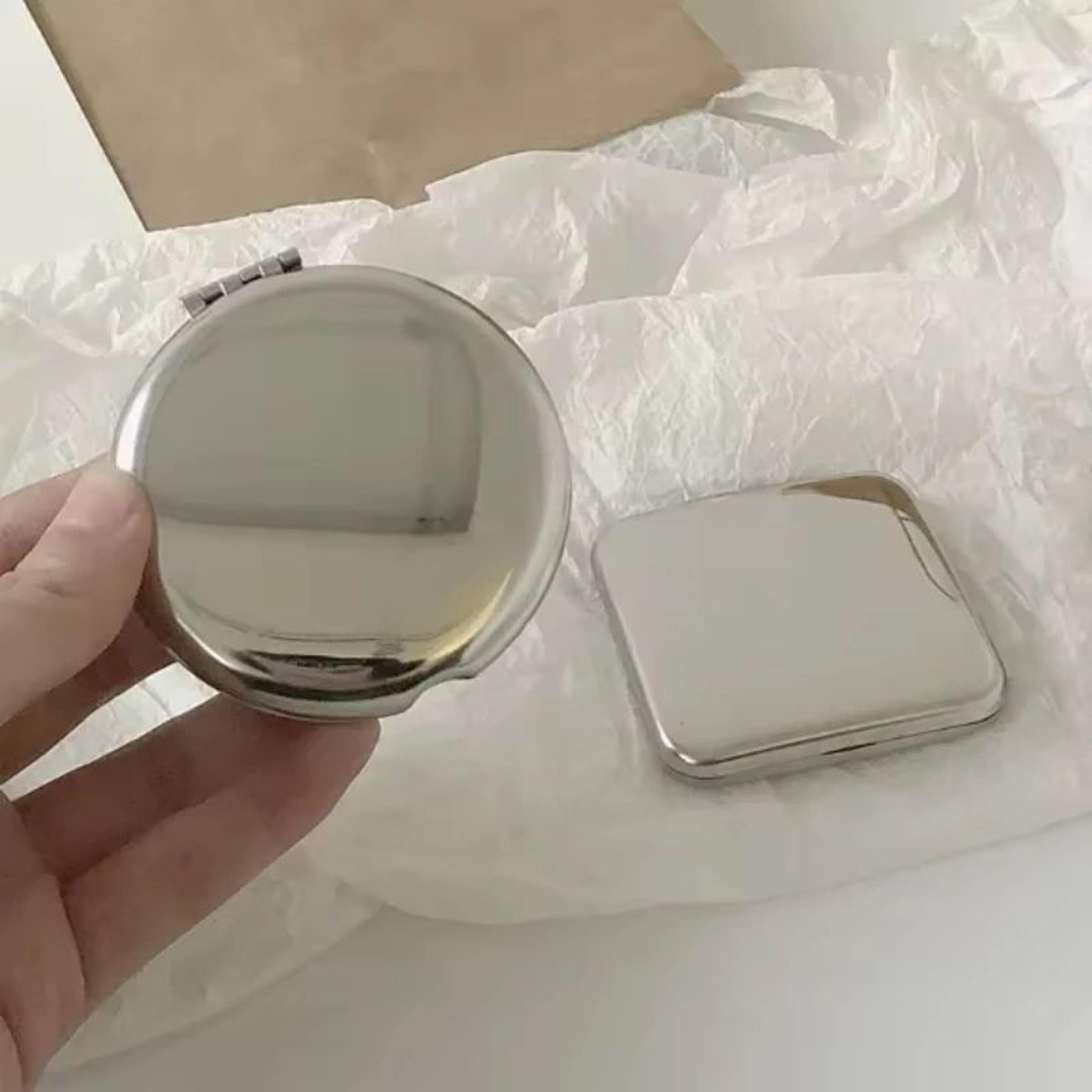 DoubleSided Metal Compact Mirror Portable Folding Makeup Mirror For Travel And Purse 4