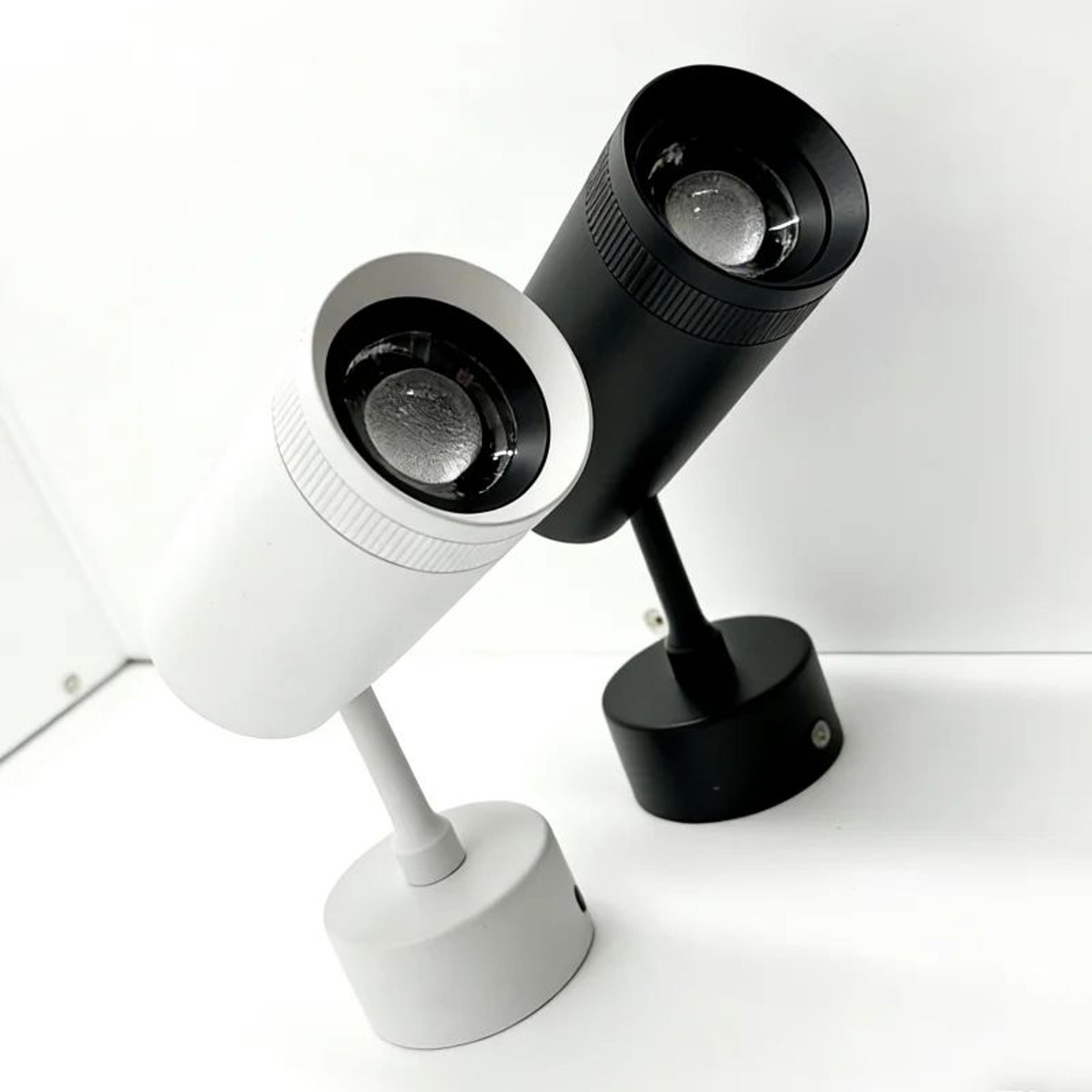 Adjustable Focus LED Spotlight With Rotating Head For Track And Surface Mounted Art Lighting 2