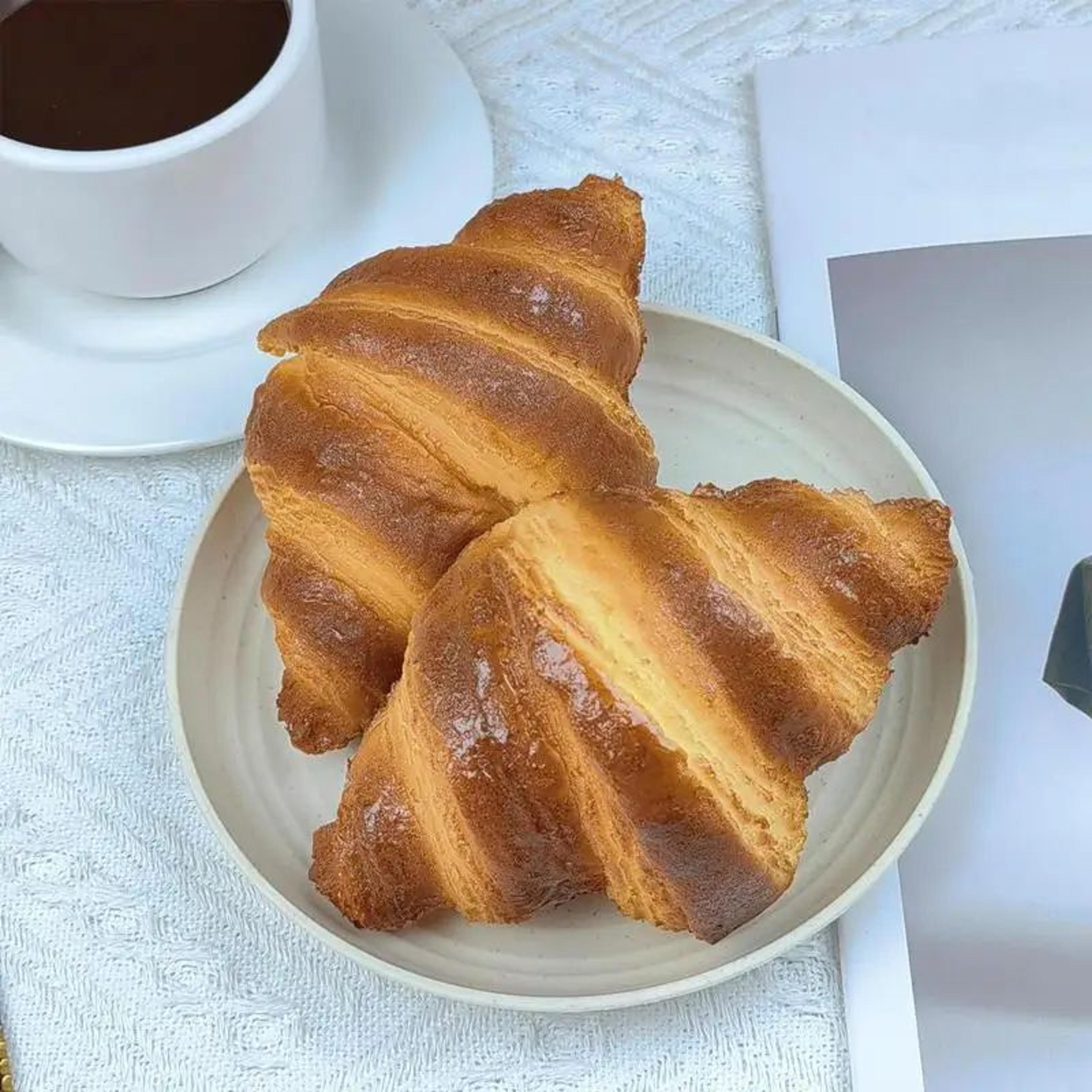 Realistic Artificial Croissant Bread Display Decor 4