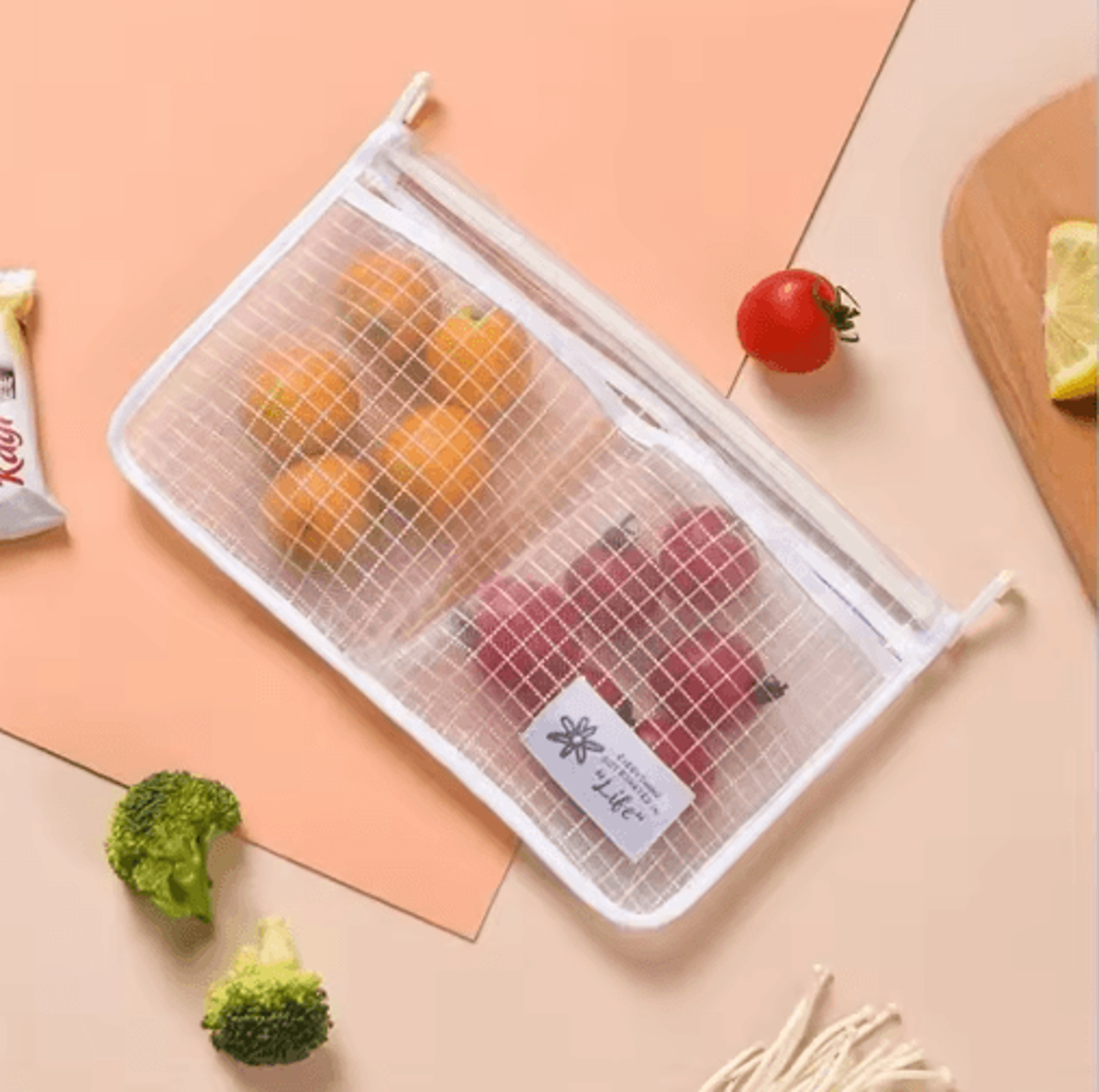 Refrigerator Hanging Mesh Storage Bag With Double Compartments 4