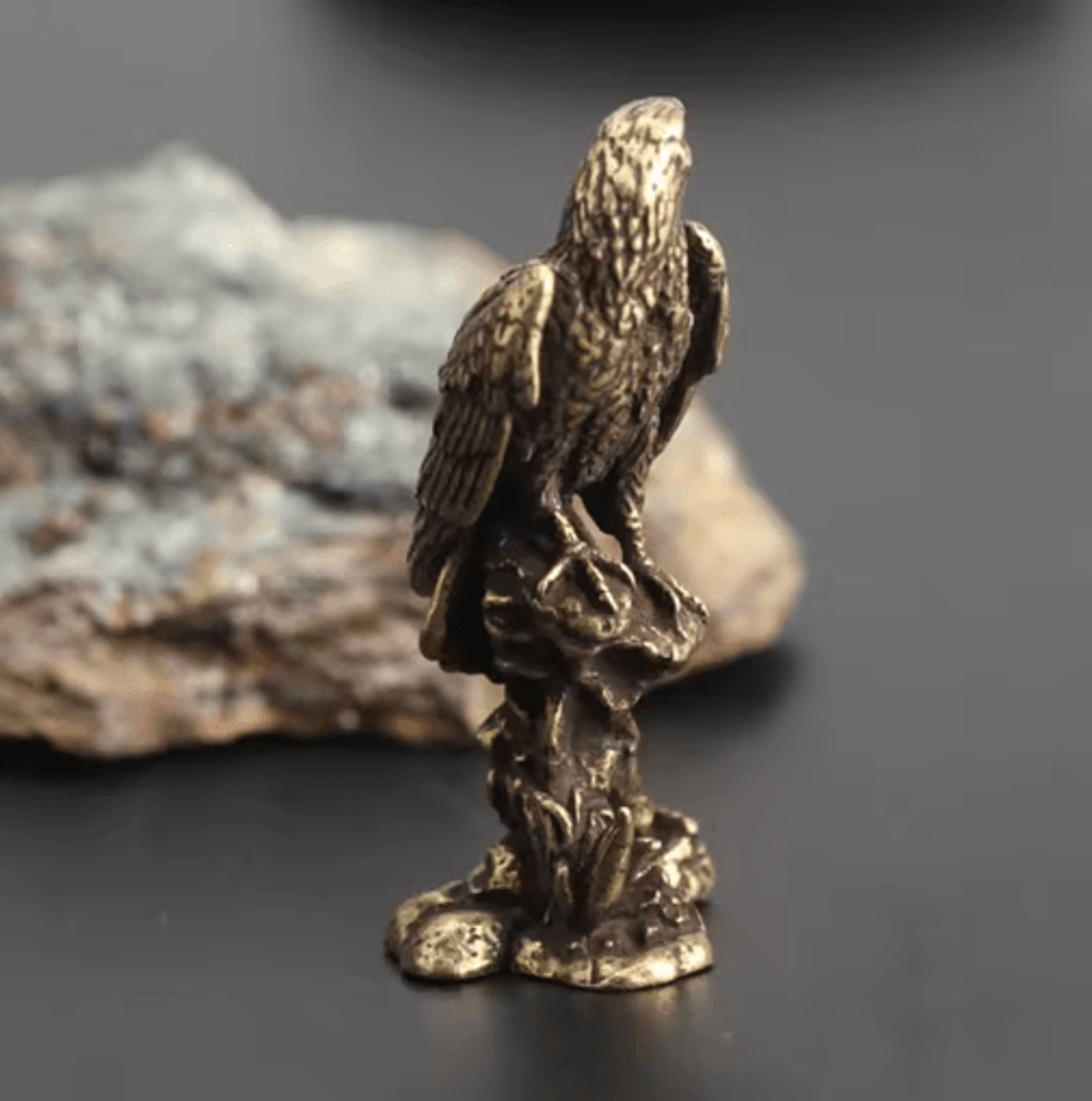 Handmade Vintage Copper Eagle Figurine  Decorative Bird Sculpture For Home  Office 4