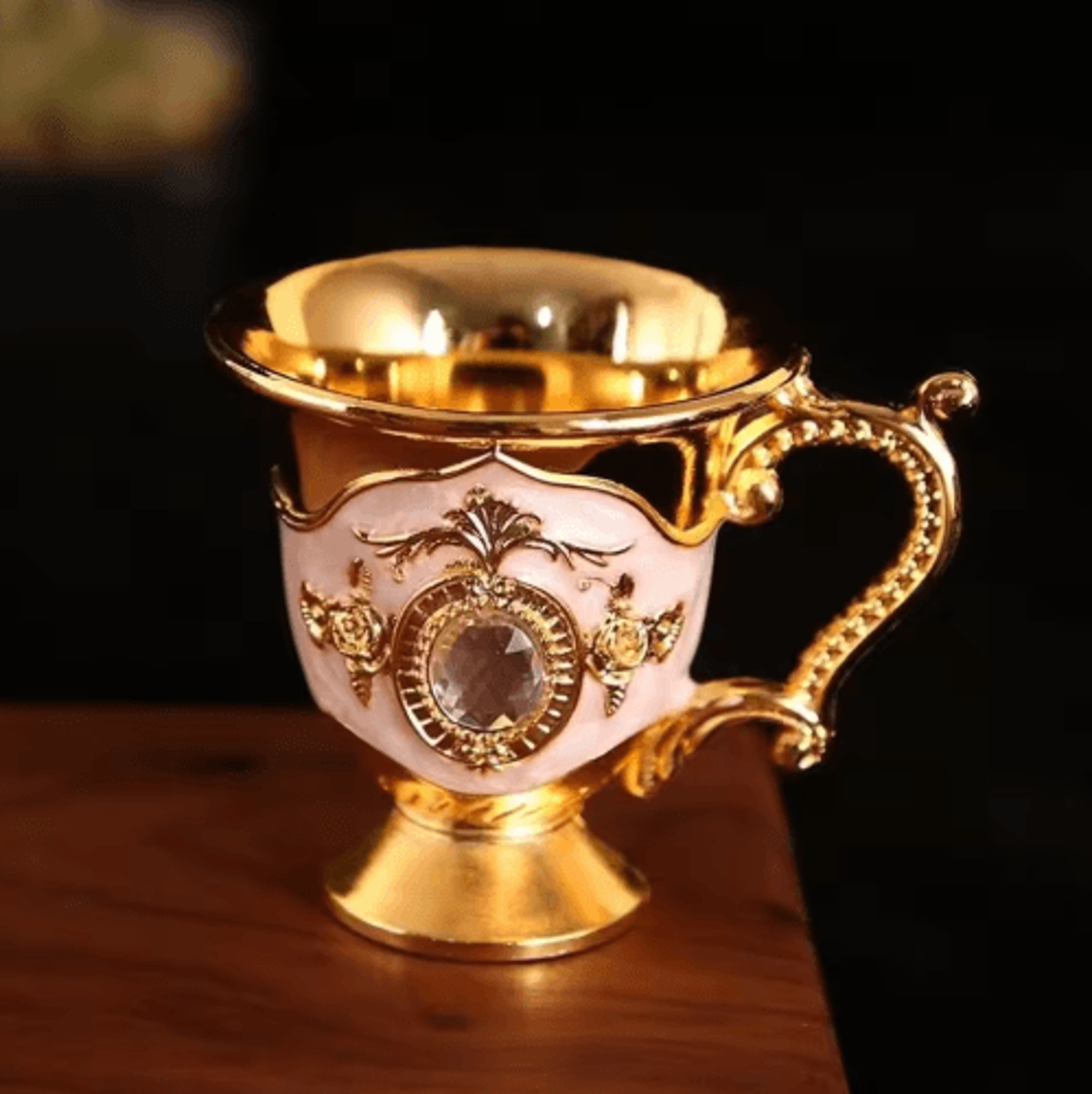 EuropeanStyle Metal Goblet With Handle 3