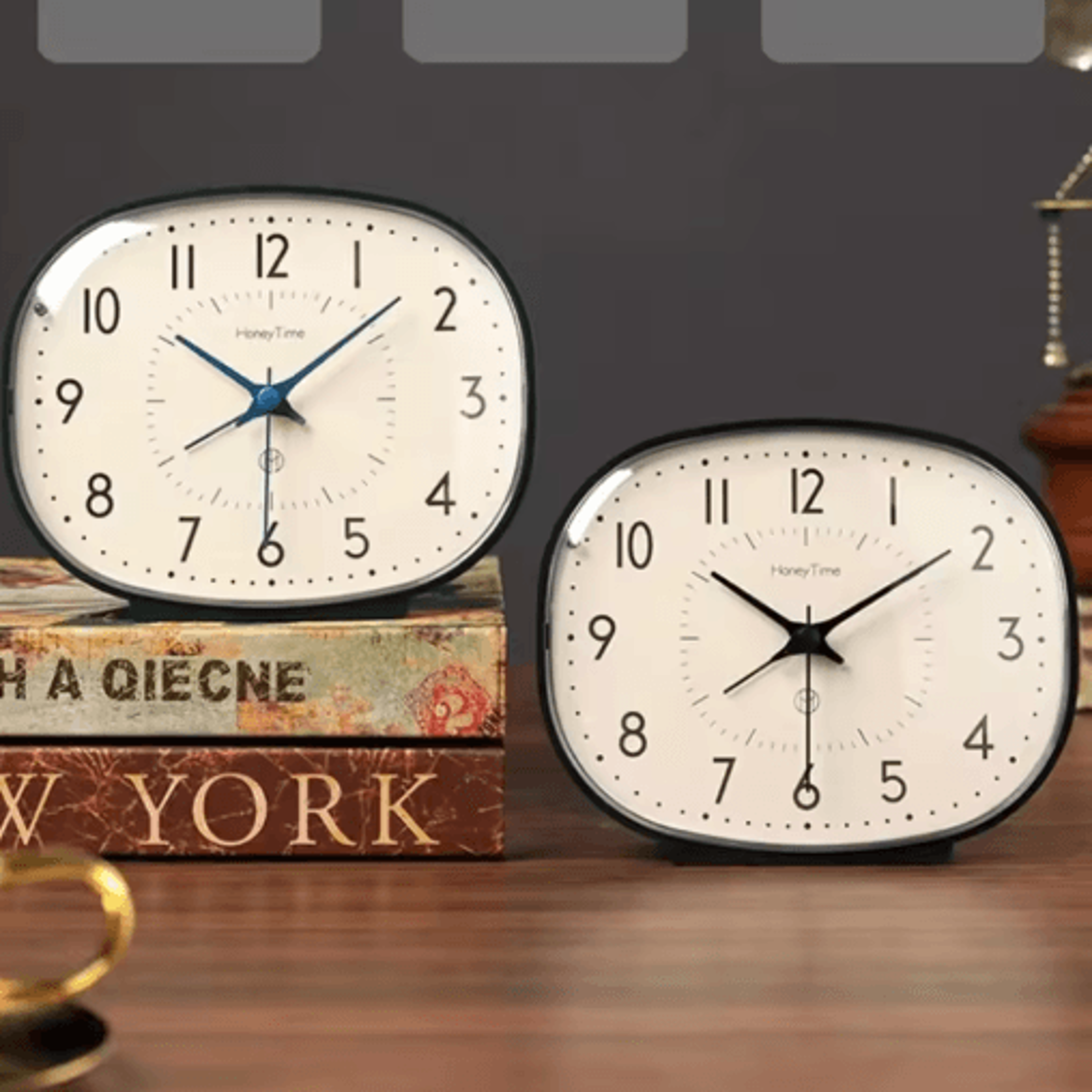 vintage silent desk alarm clock – small decorative table clock