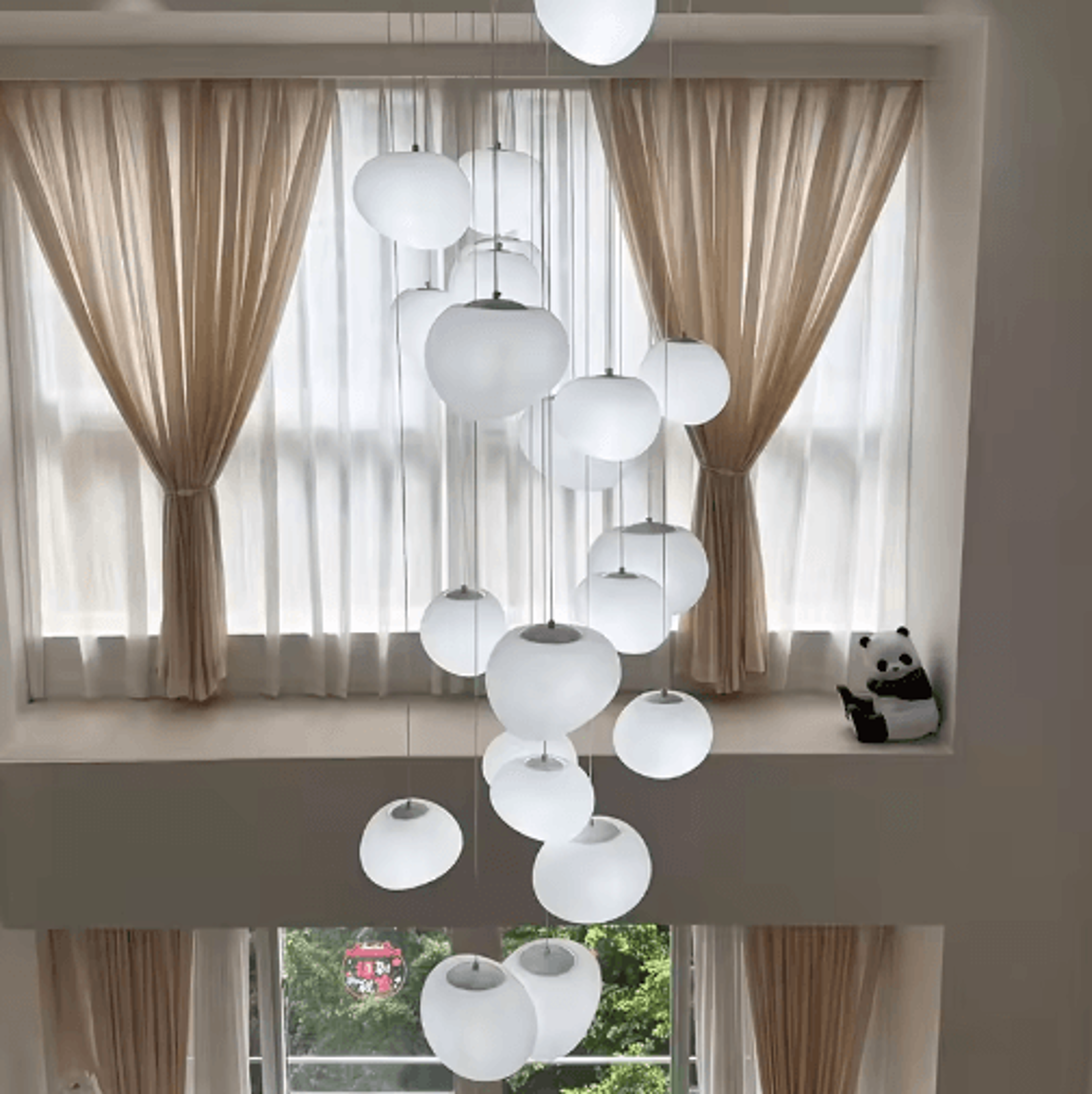 modern luxury chandelier – elegant indoor lighting for staircases & living rooms