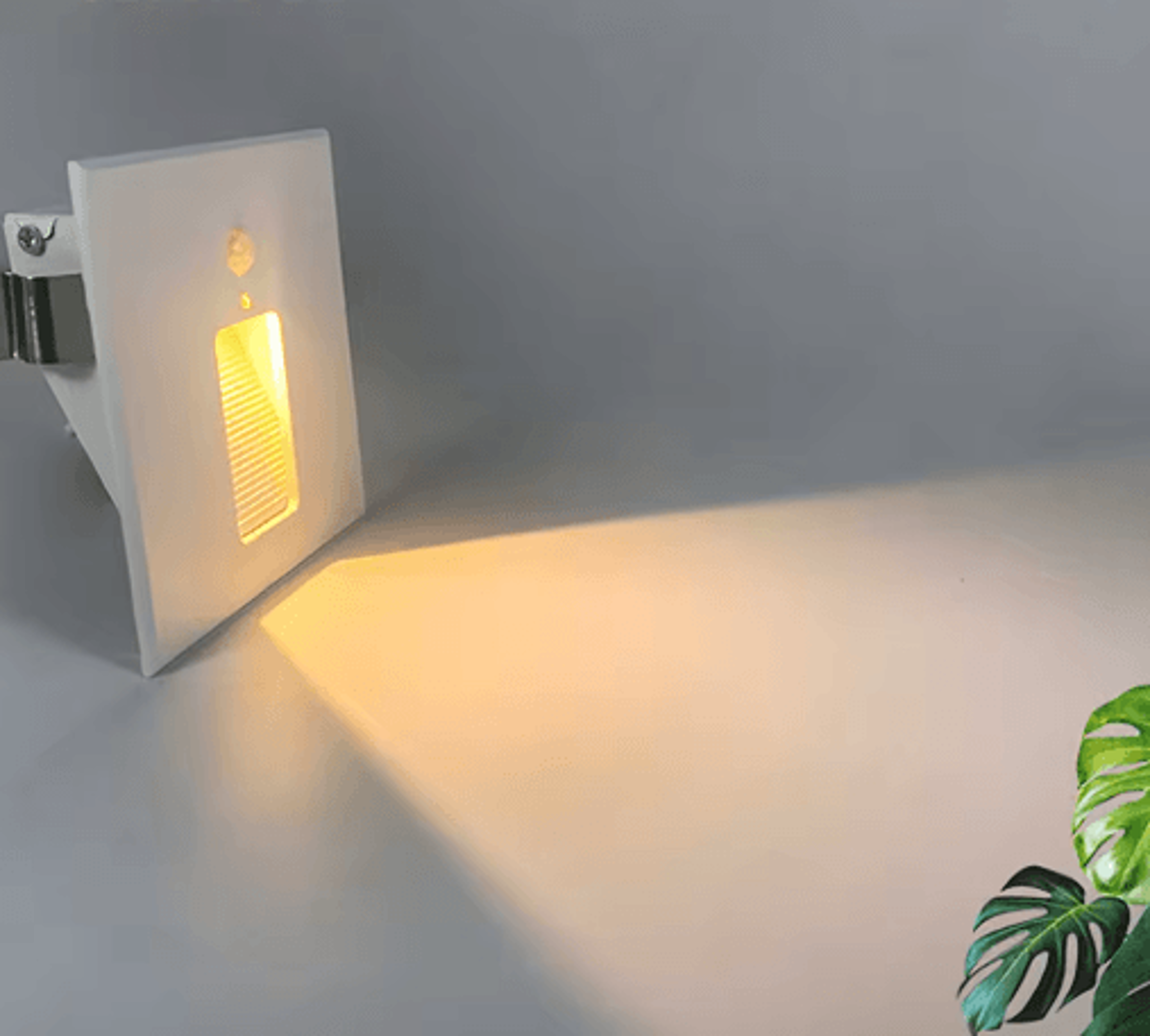 LED Motion Sensor Wall Sconce  Aluminum Stair  Step Night Light 21