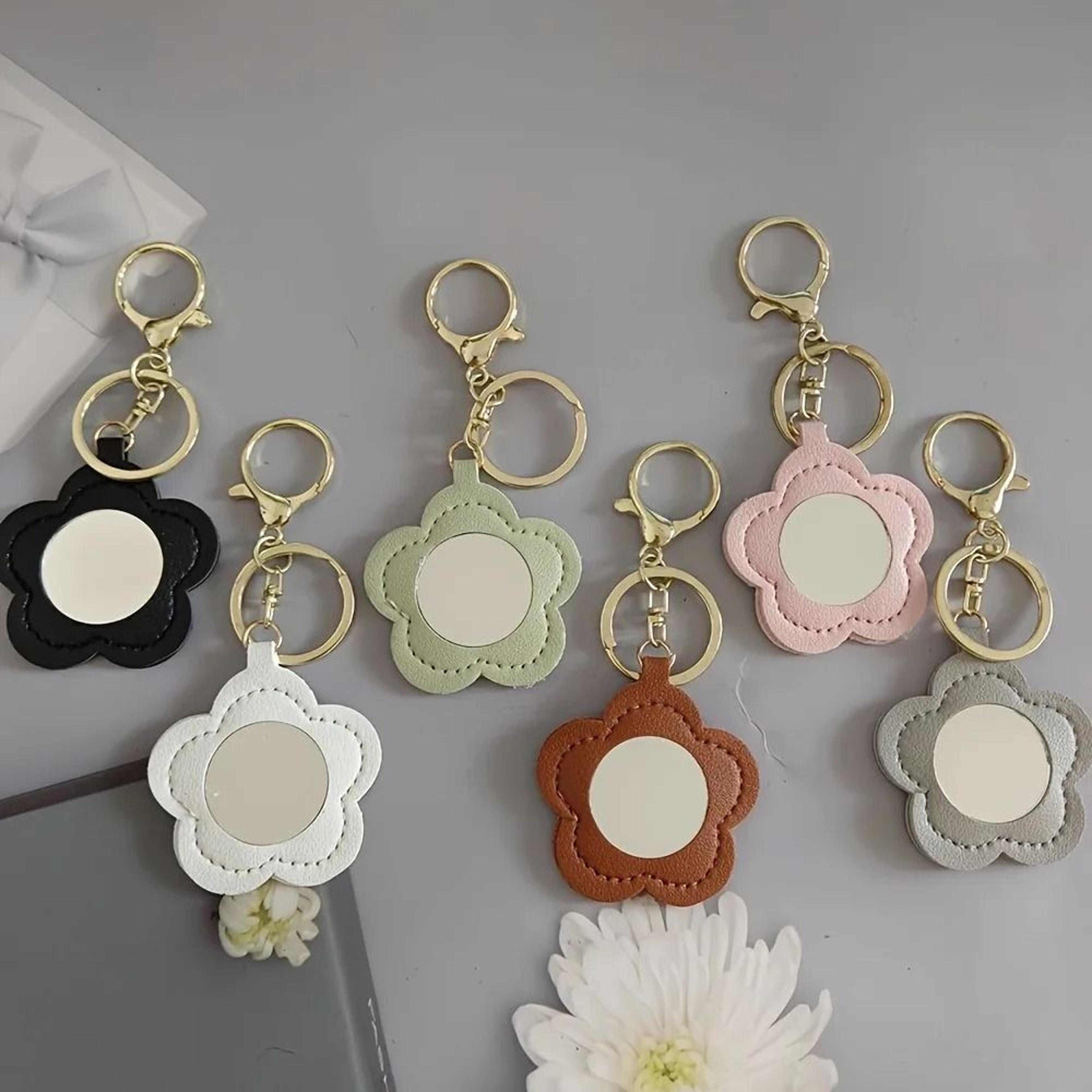 Floral Faux Leather Keychain Mirror Cute Portable Makeup Mirror Keychain Set For Women 1