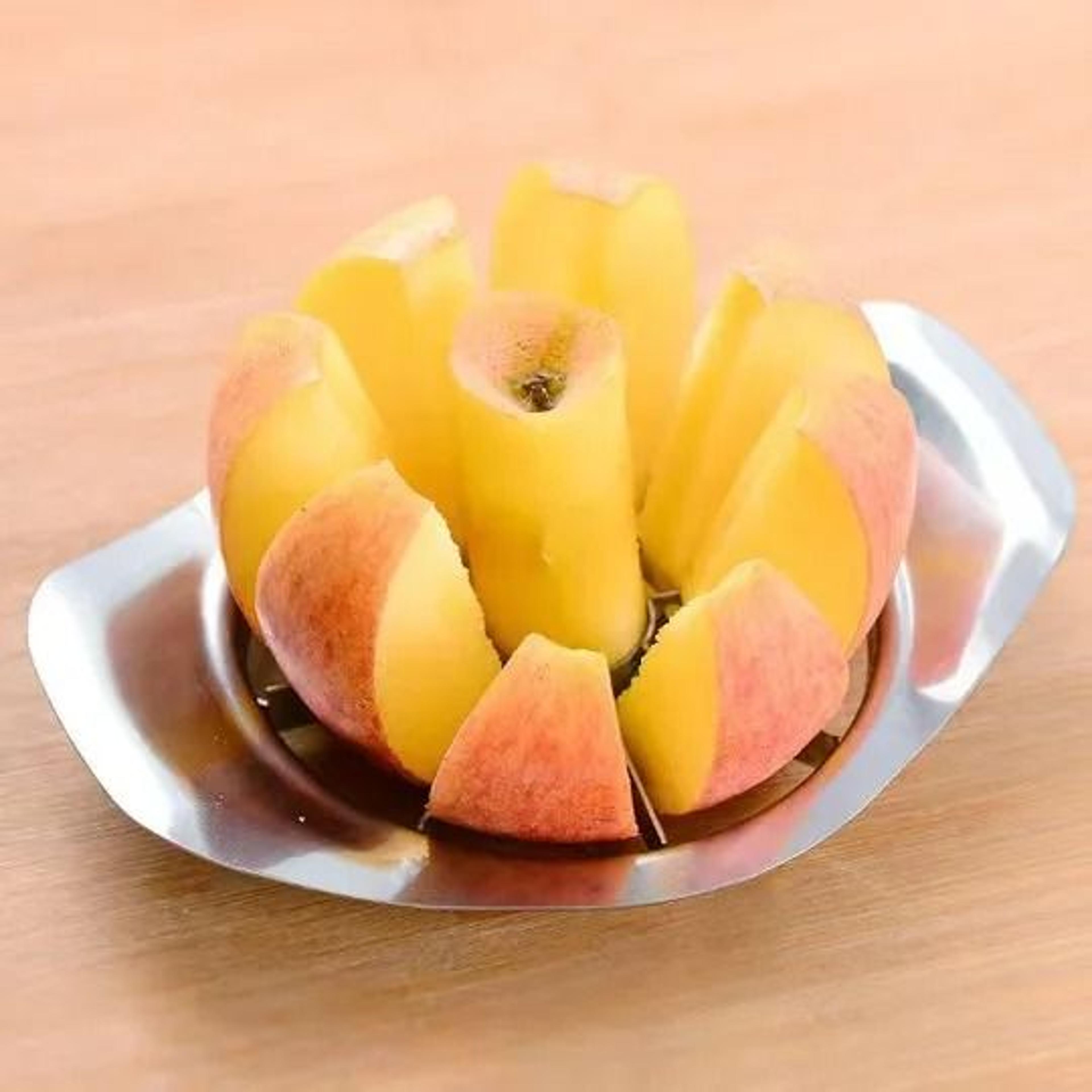 Stainless Steel Apple Slicer Corer Fruit Cutter Divider With Comfortable Handle 4