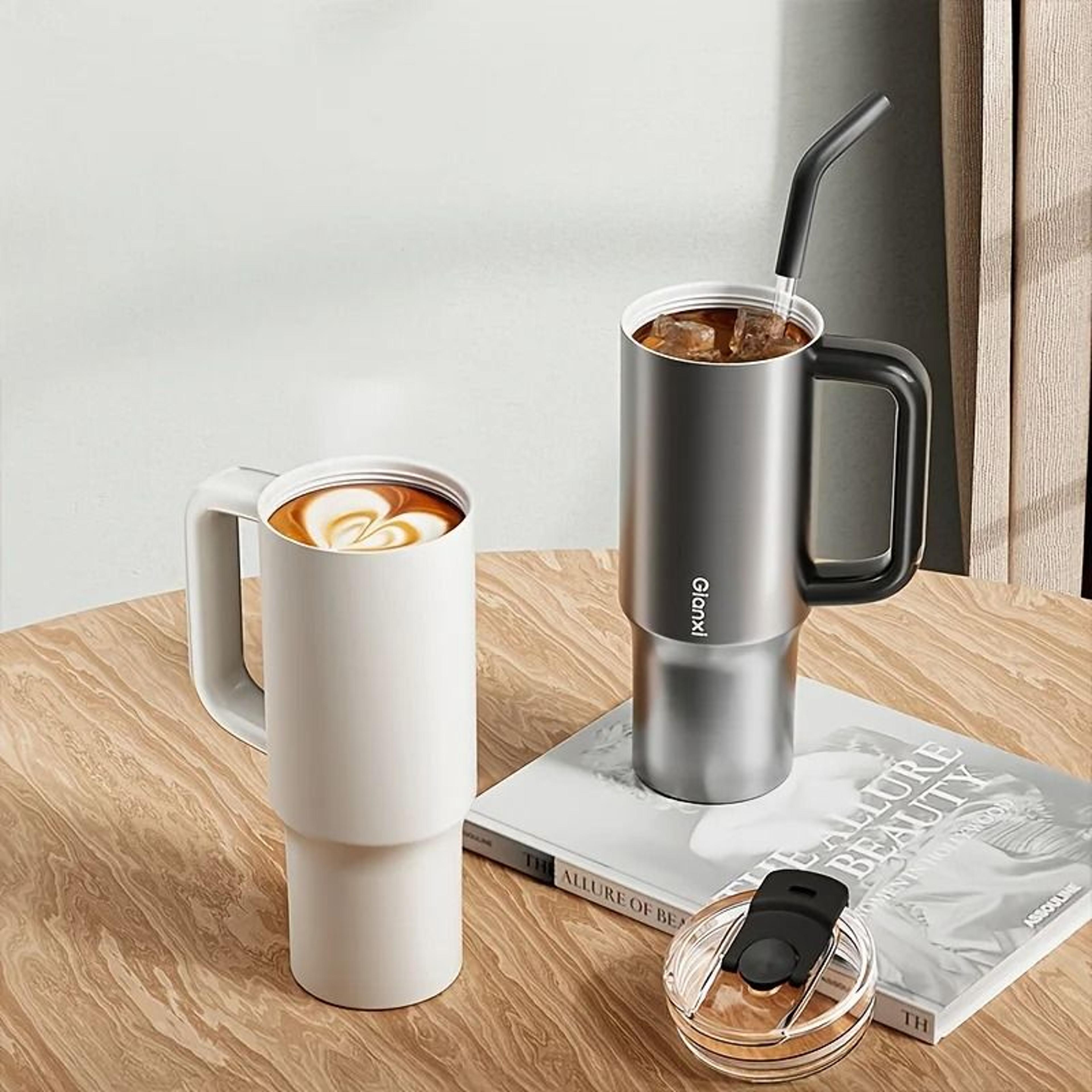 large capacity insulated straw cup jumbo water tumbler for travel and daily use