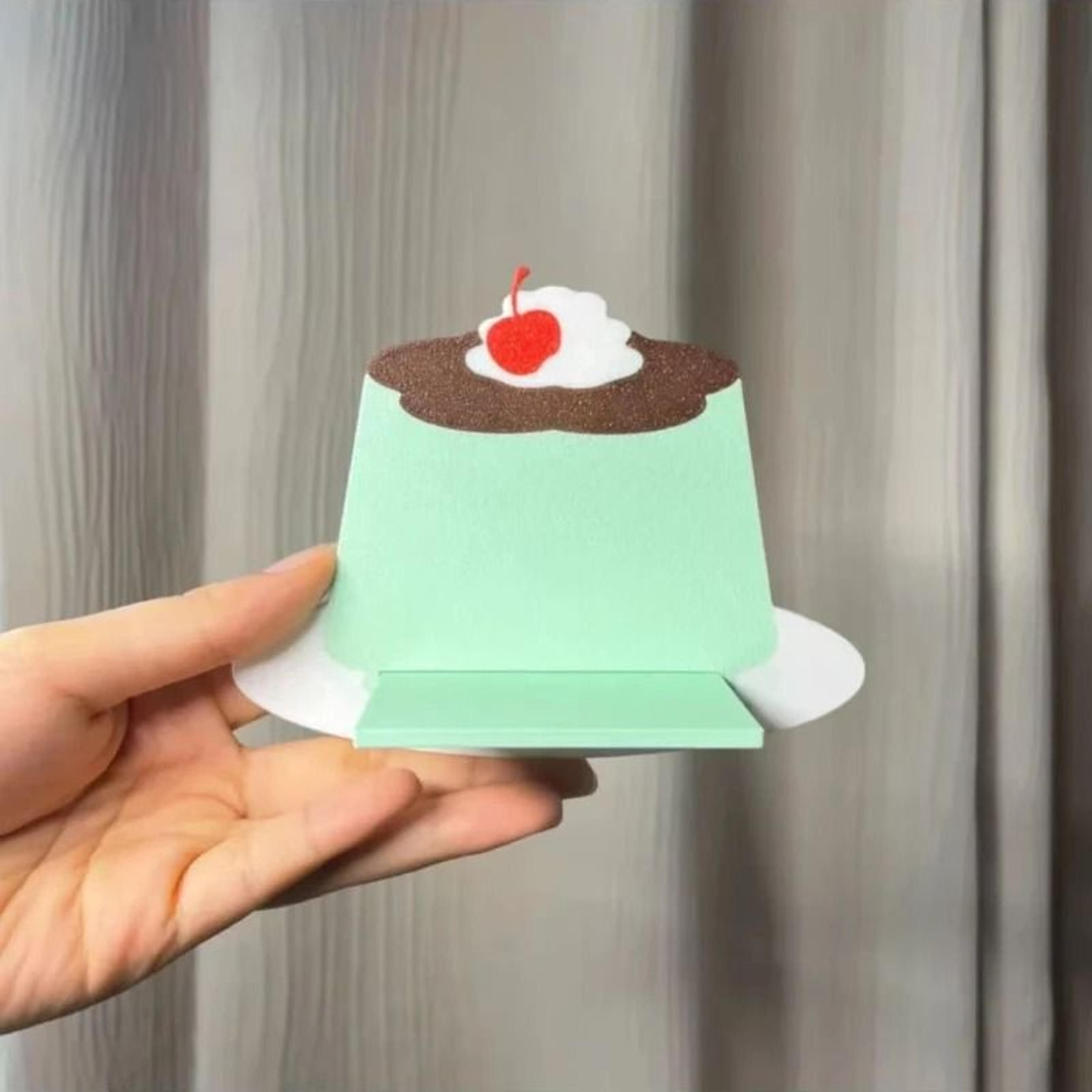Kawaii Pudding Figurine Anime Desk Decor Cute Pegboard Shelf Ornament 16