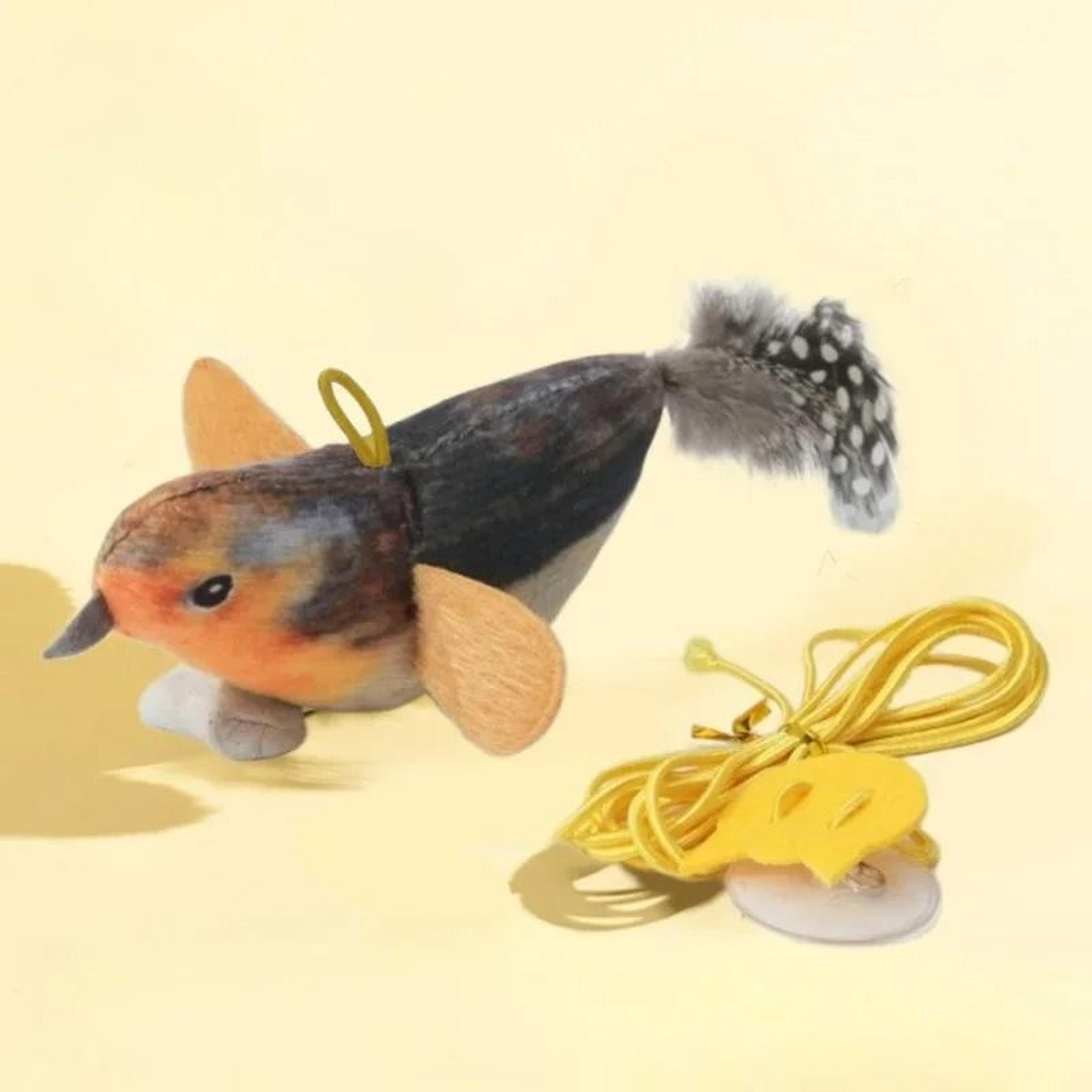 Wall Hanging Bird Cat Toy With Sound And Catnip 3