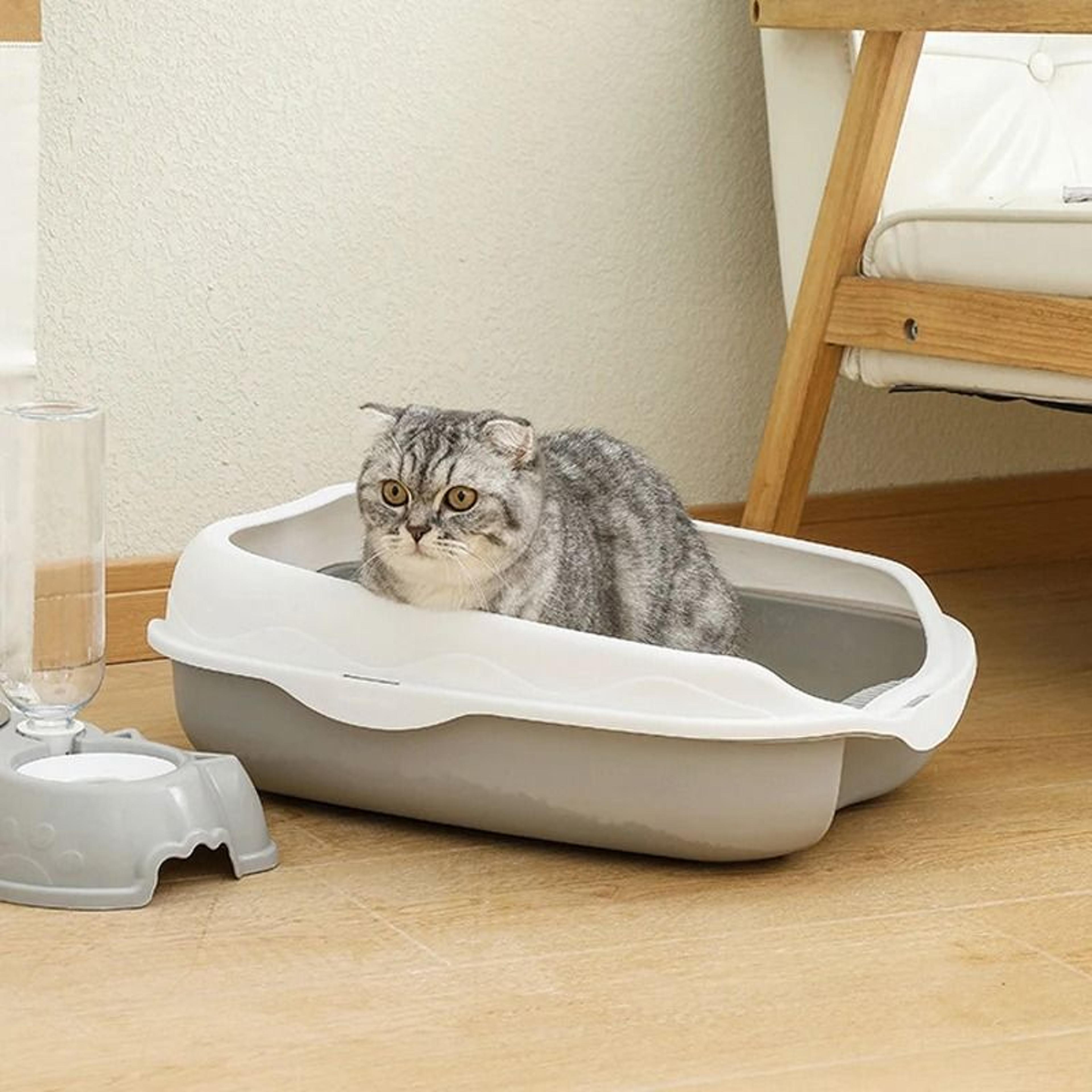 Semi Enclosed Cat Litter Box With Spatter Proof Large Toilet Design 3
