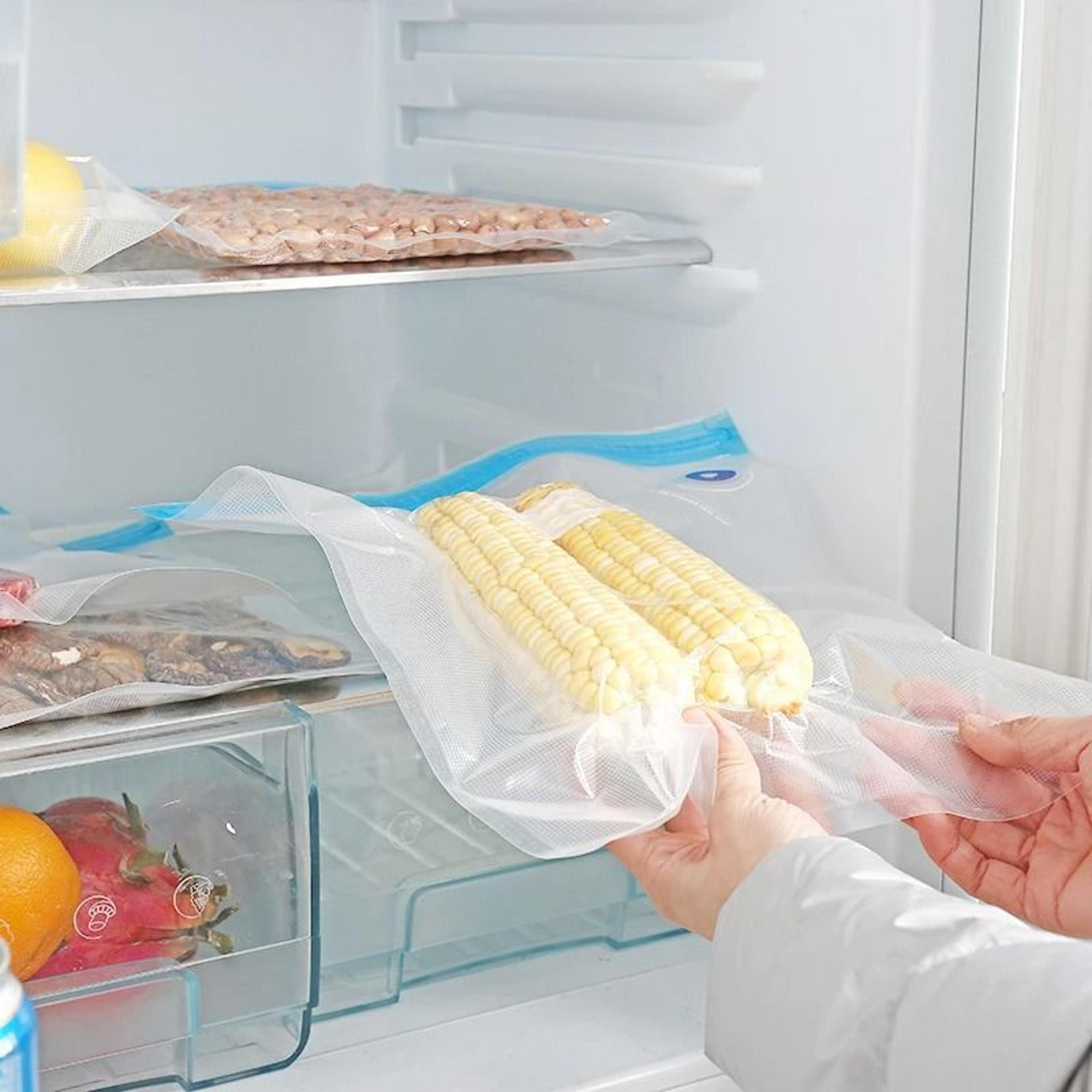 reusable vacuum food storage bags set with handheld sealer pump