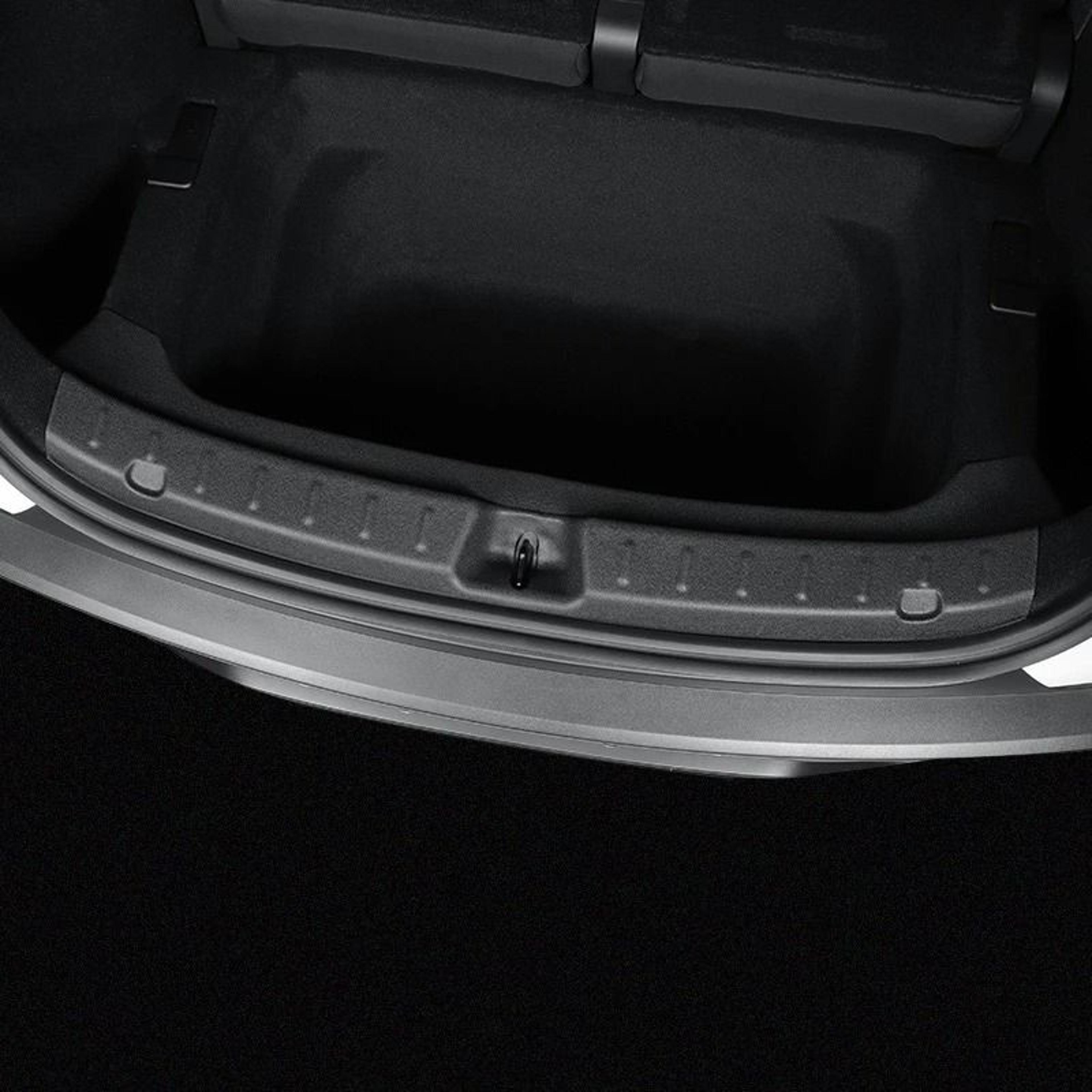 Tesla Model Y Juniper TPE Trunk Sill Anti Scratch Protector 2