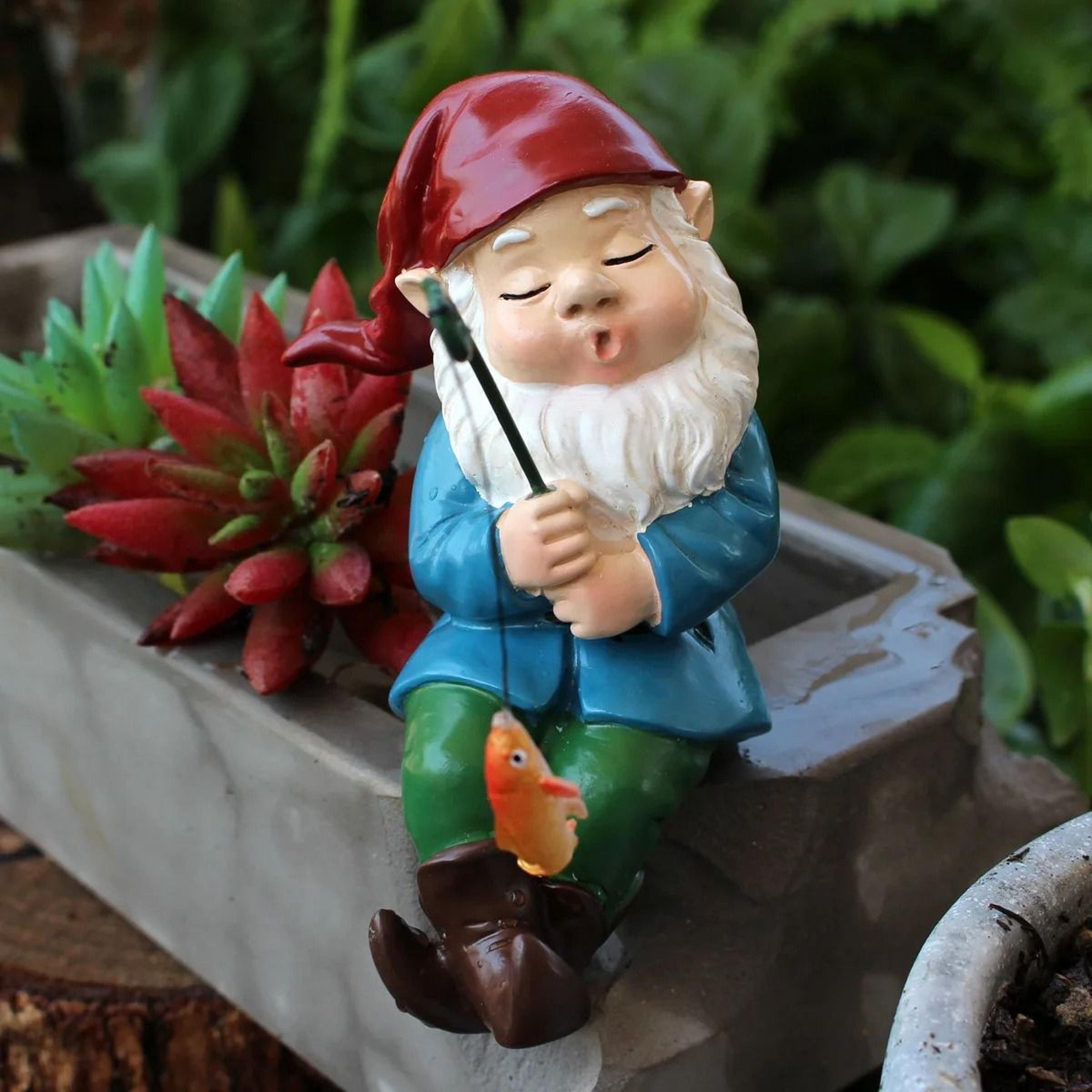 Cute Fishing Gnome Resin Statue For Garden Patio Yard And Home Decor 3