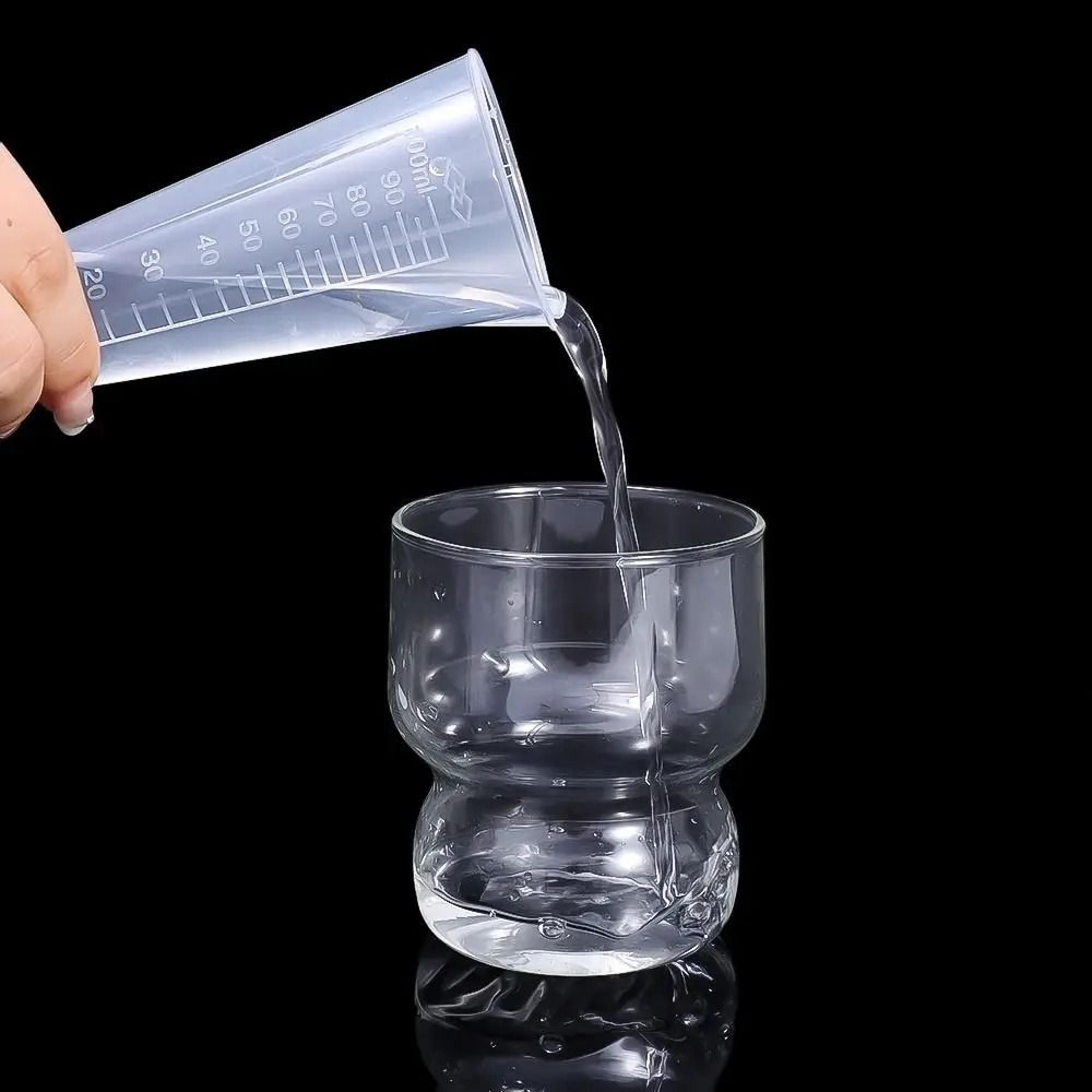 One Hundred Milliliter Clear Liquid Measuring Cup 3