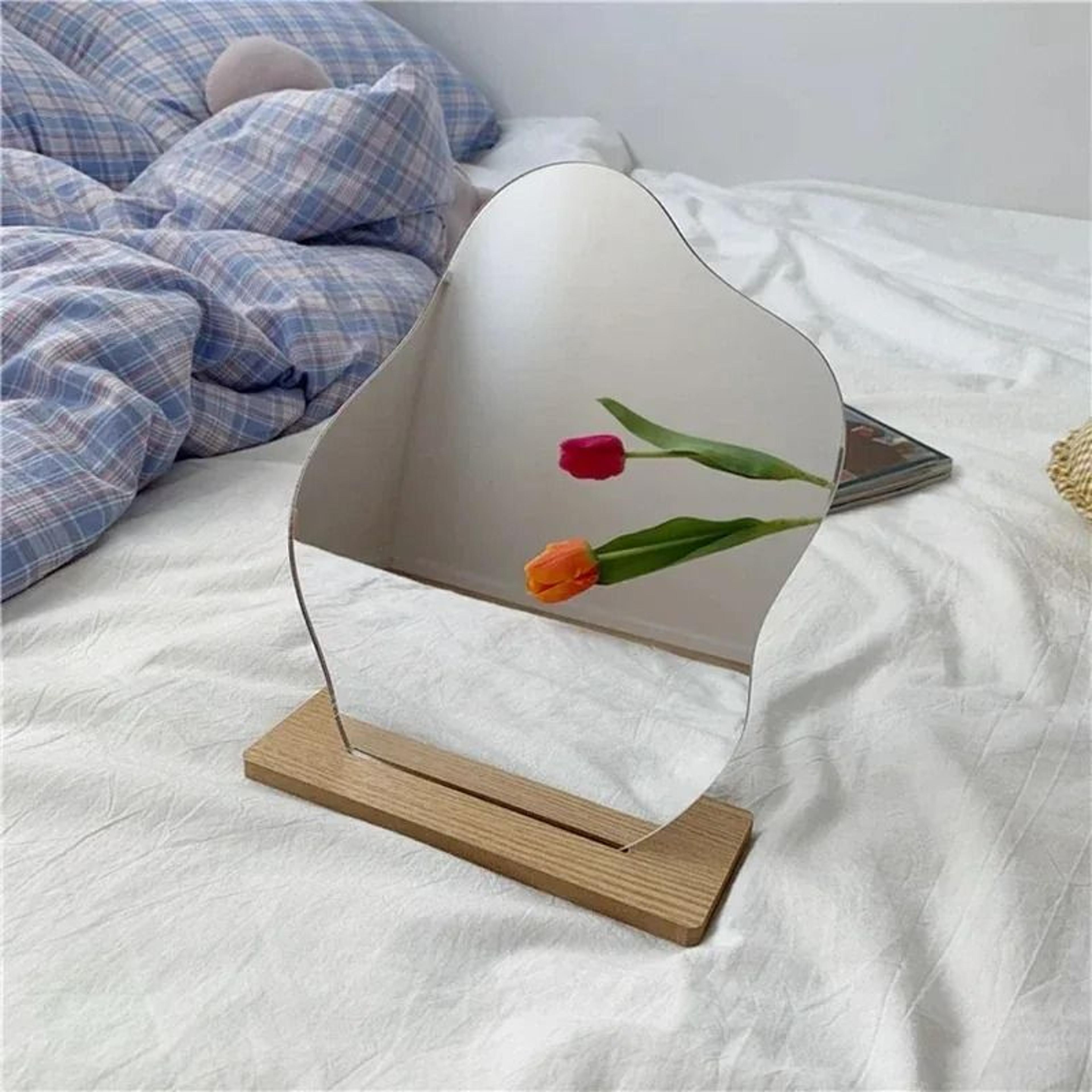 Modern Irregular Acrylic Vanity Mirror Wooden Base Desktop Makeup Decor Mirror 2