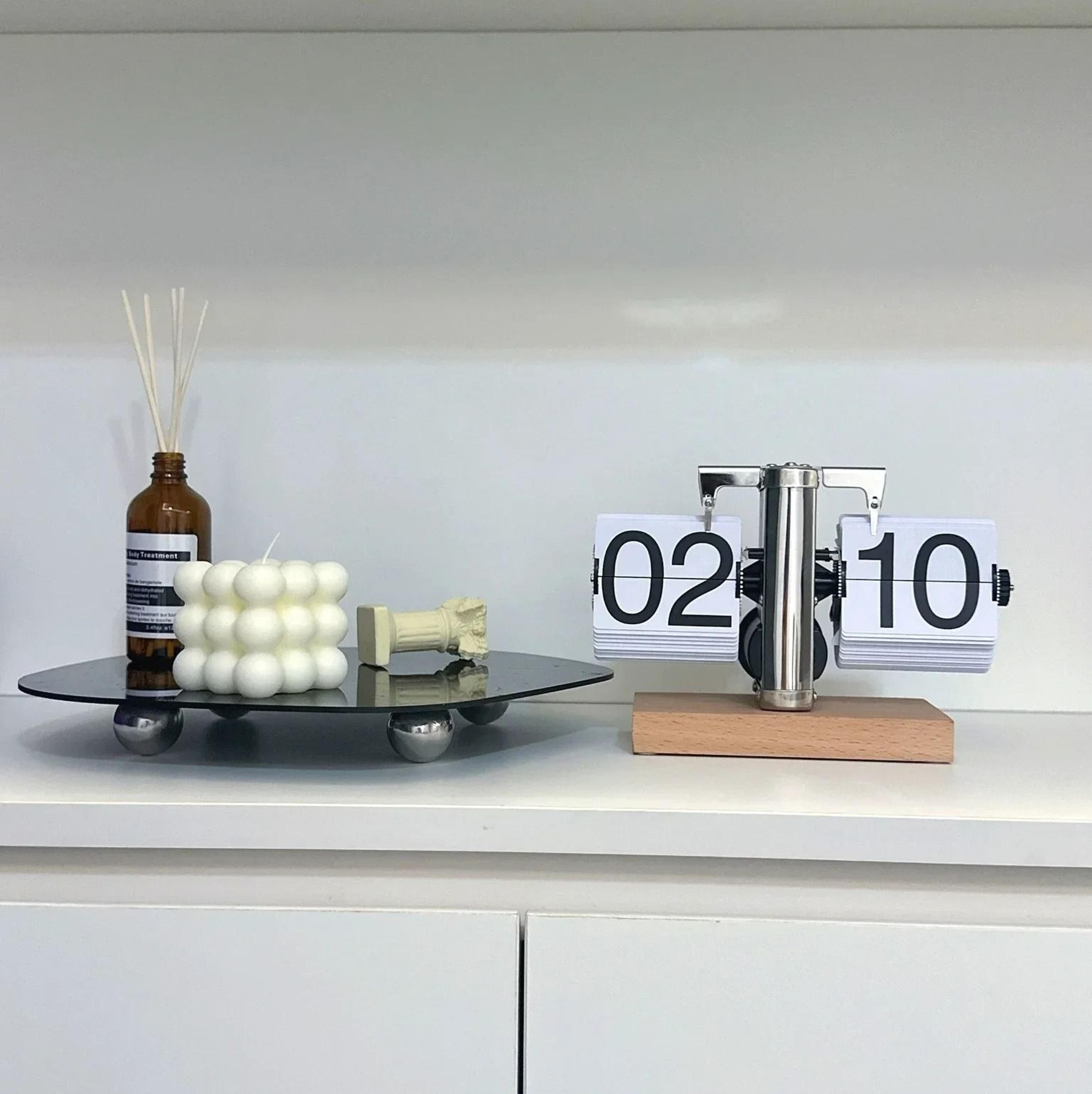 Retro Automatic Flip Desk Clock Large Display Battery Powered Table Clock 12