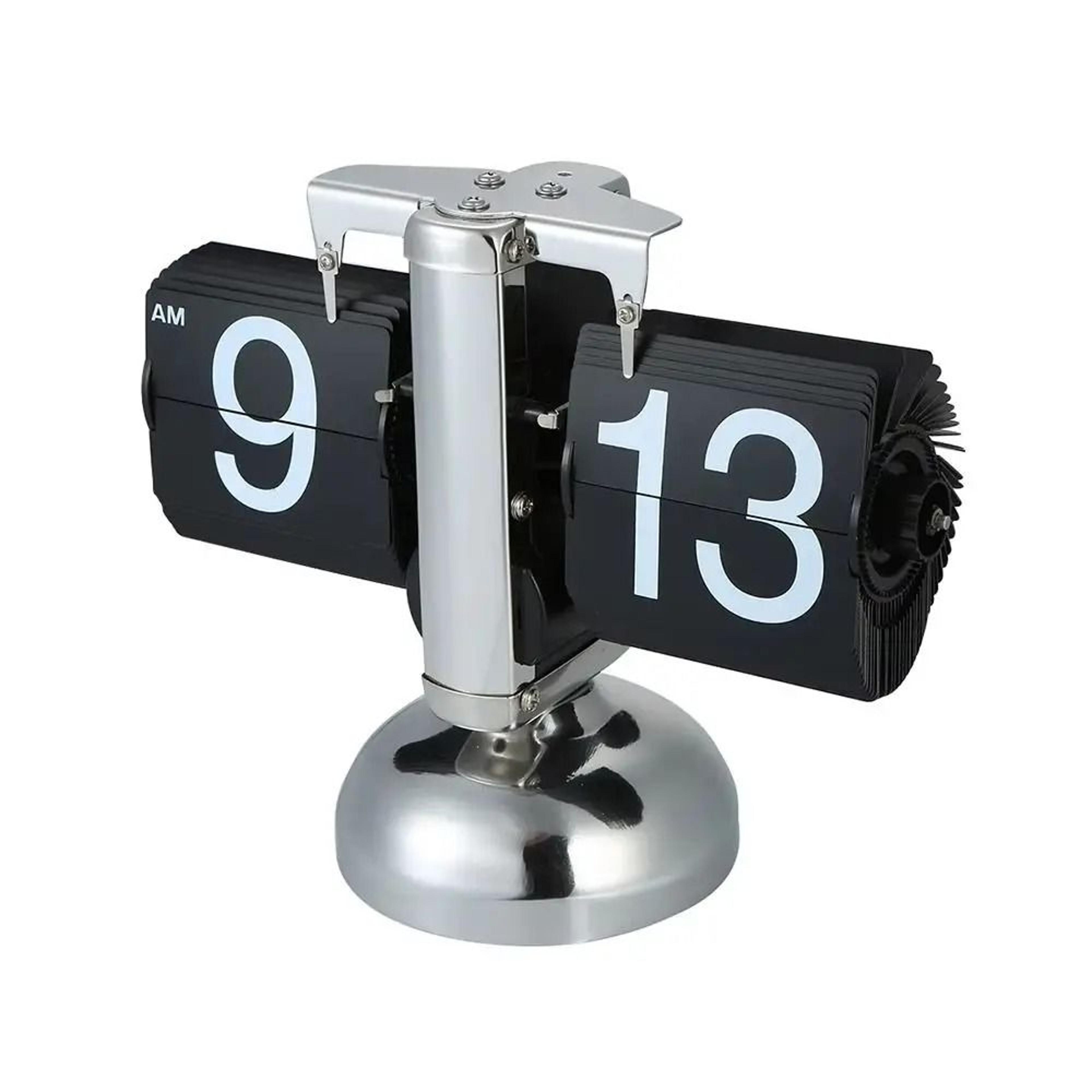 Retro Quartz Page Turning Desk Clock With Removable Flip Cards 8