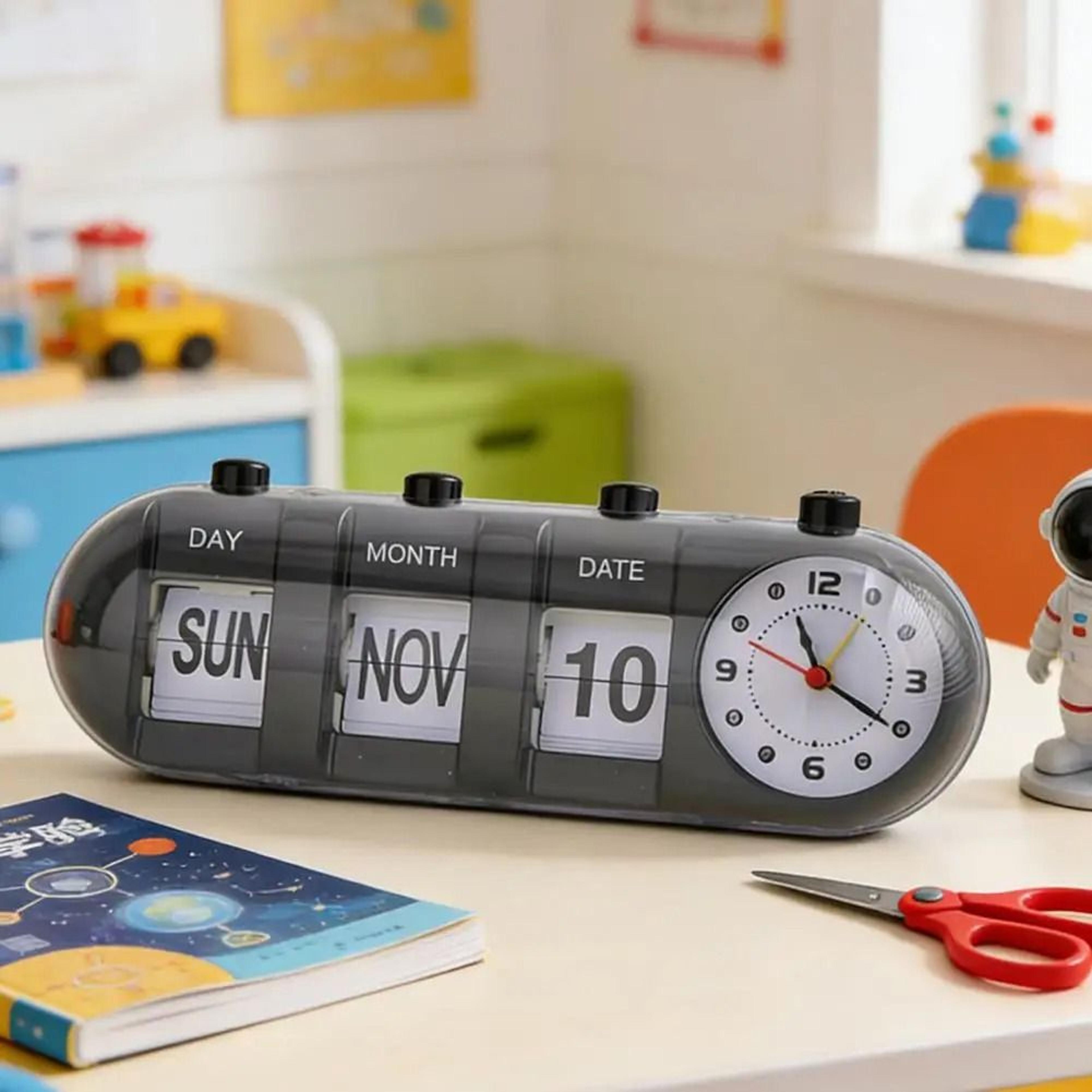 Nordic Flip Calendar Clock With Manual Date Display 3