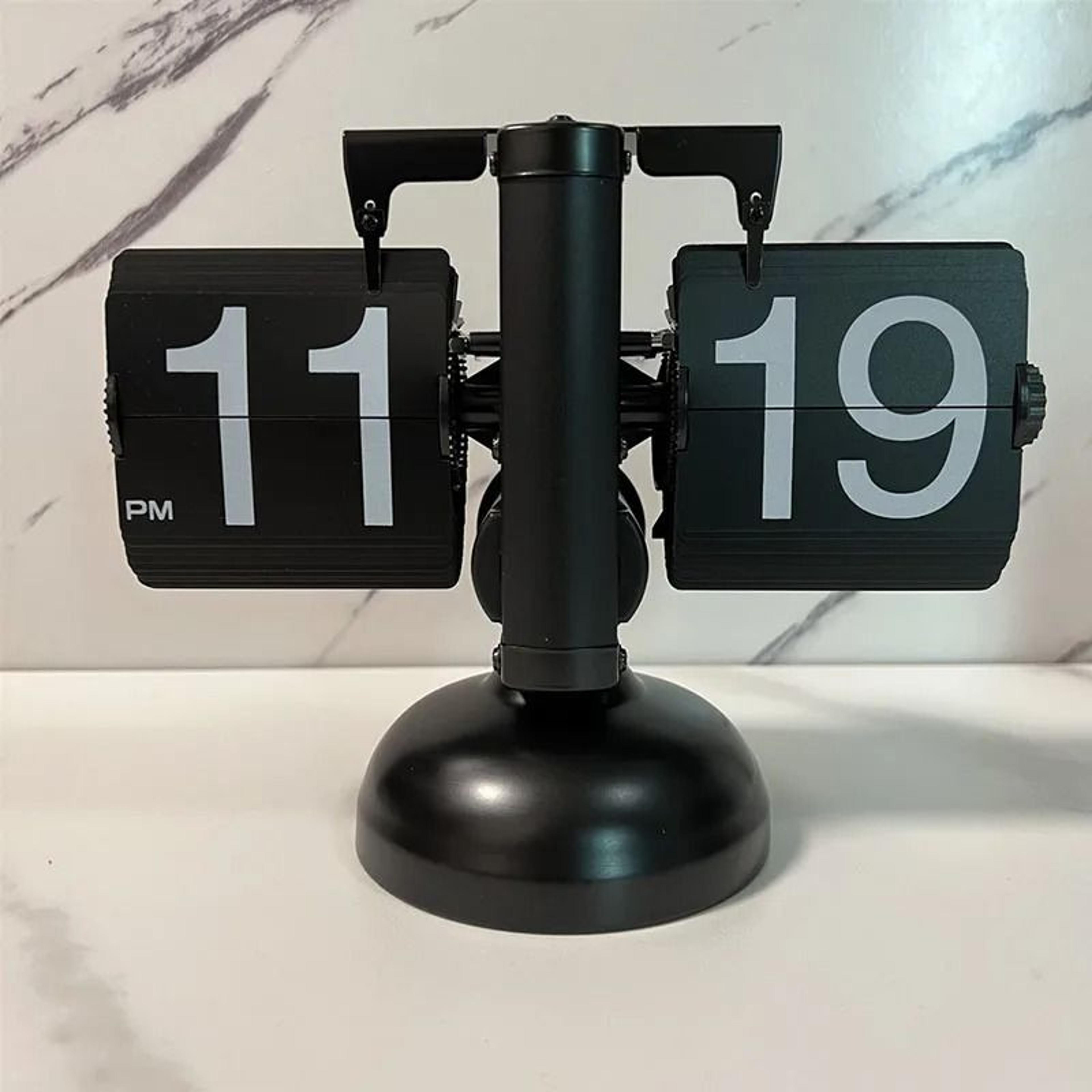 Modern Automatic Retro Flip Clock With 12H 24H Display 4