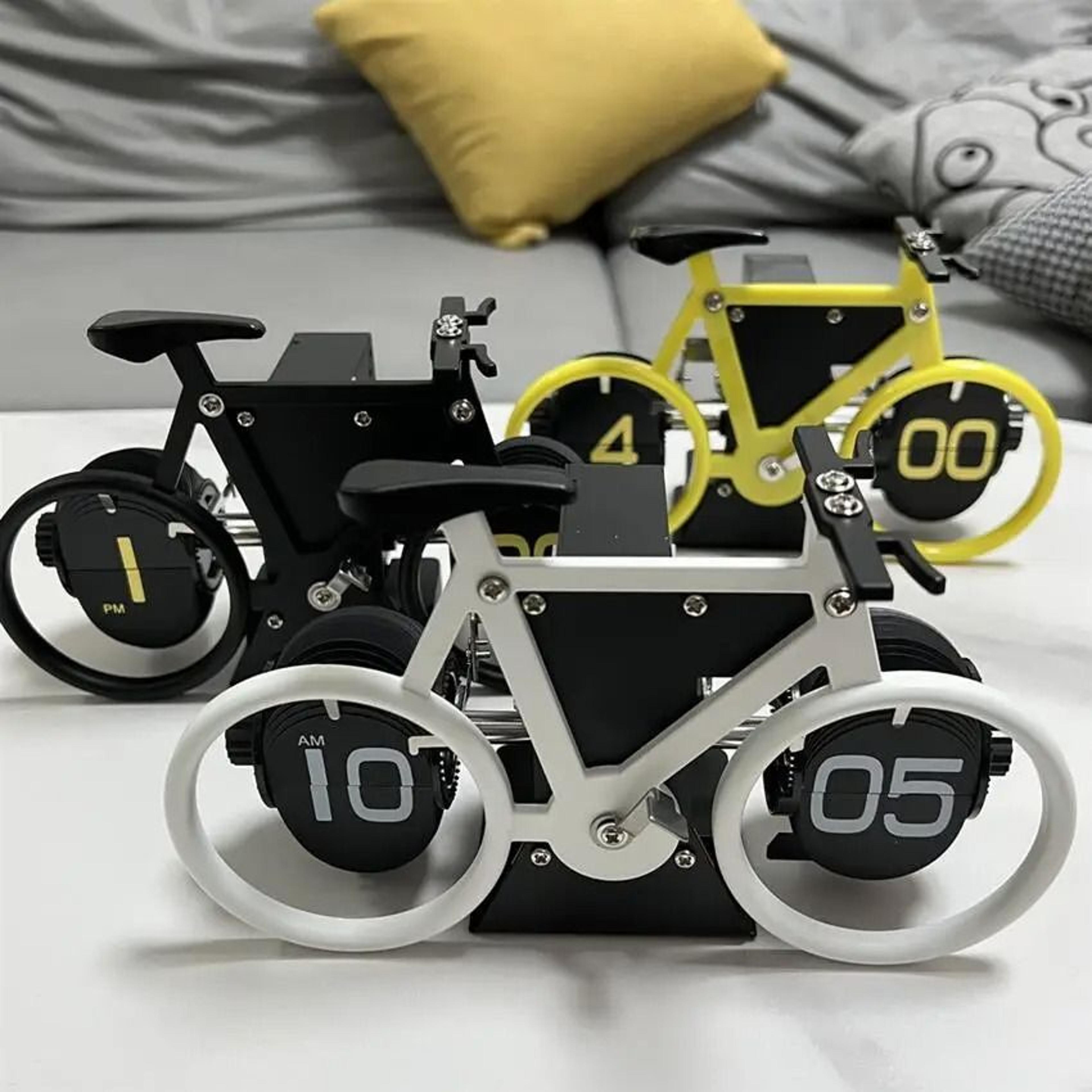 Retro Bicycle Flip Desk Clock With Automatic Page Turning 8