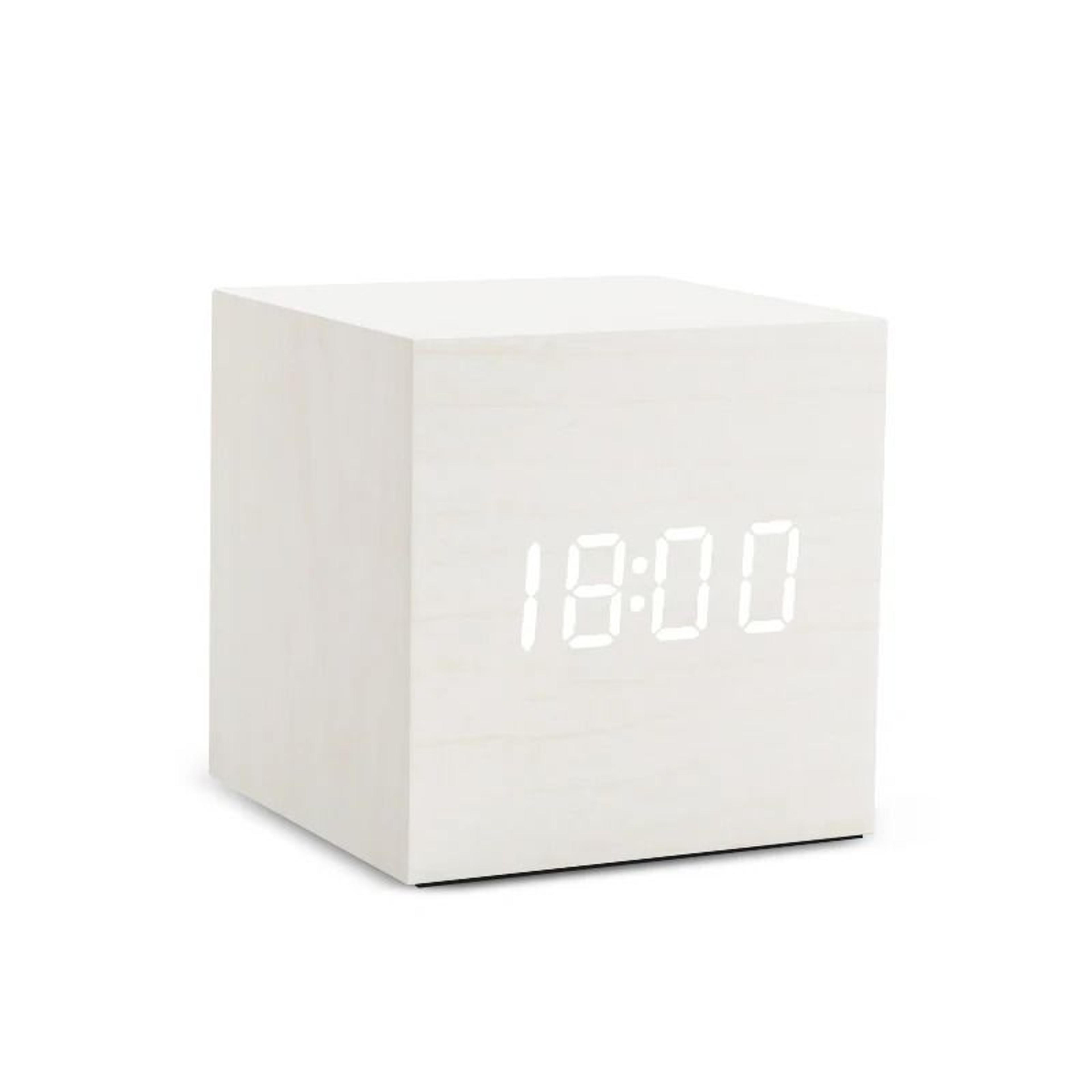 Wood Grain LED Digital Alarm Clock With Voice Control And Temperature Display 4