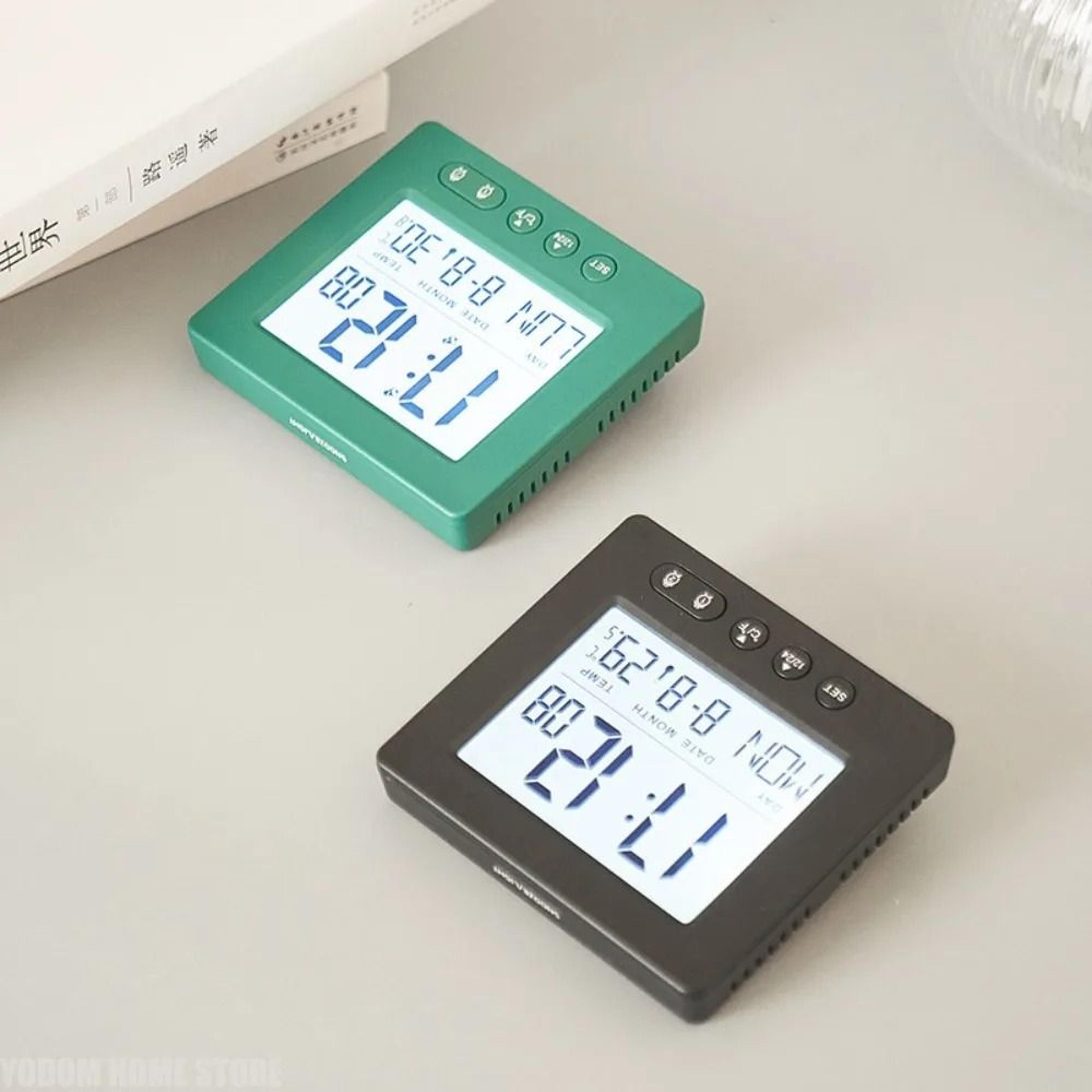 Compact Digital Alarm Clock With Thermometer And Dual Alarms 6