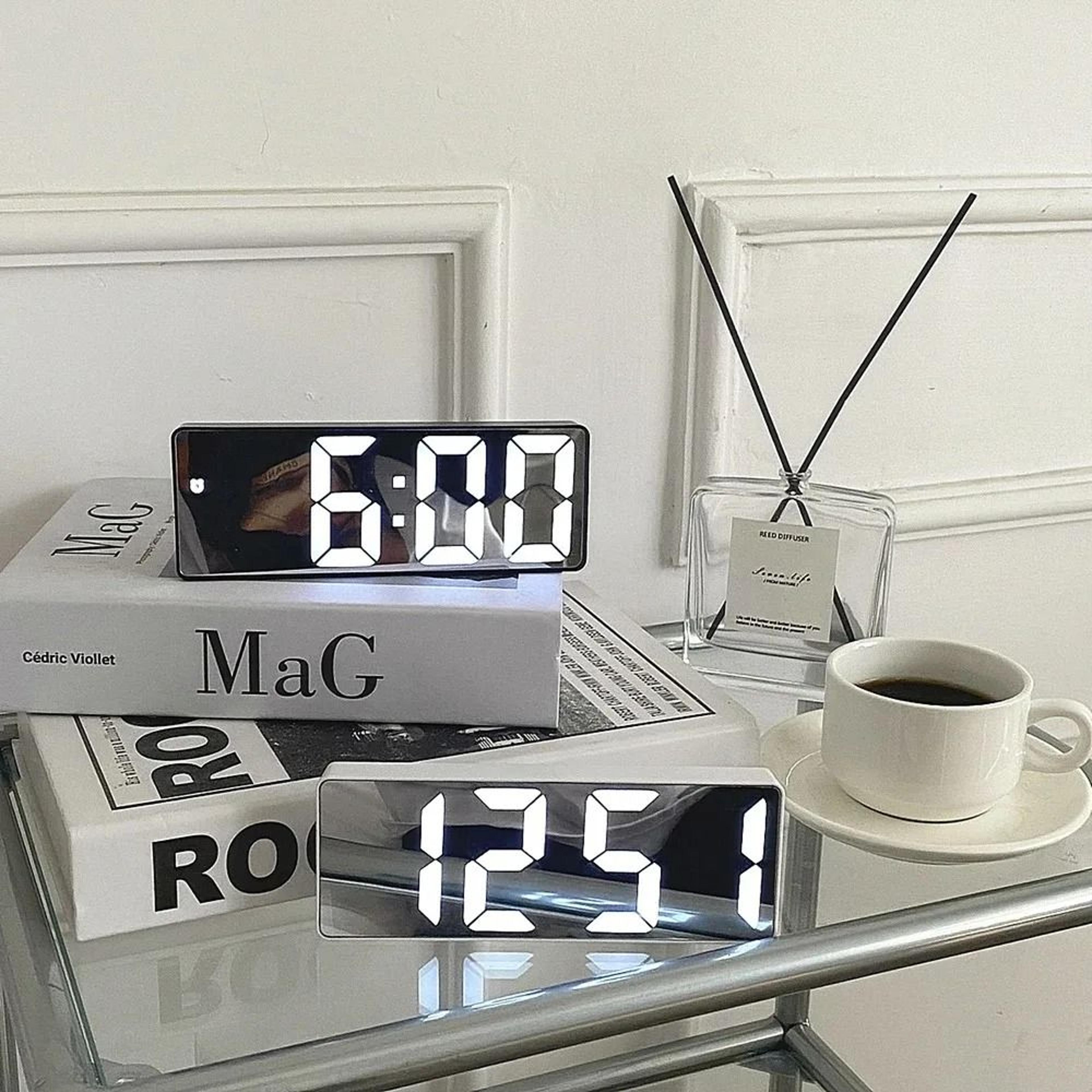 Modern LED Digital Alarm Clock With Curved Mirror And Temperature Display 9