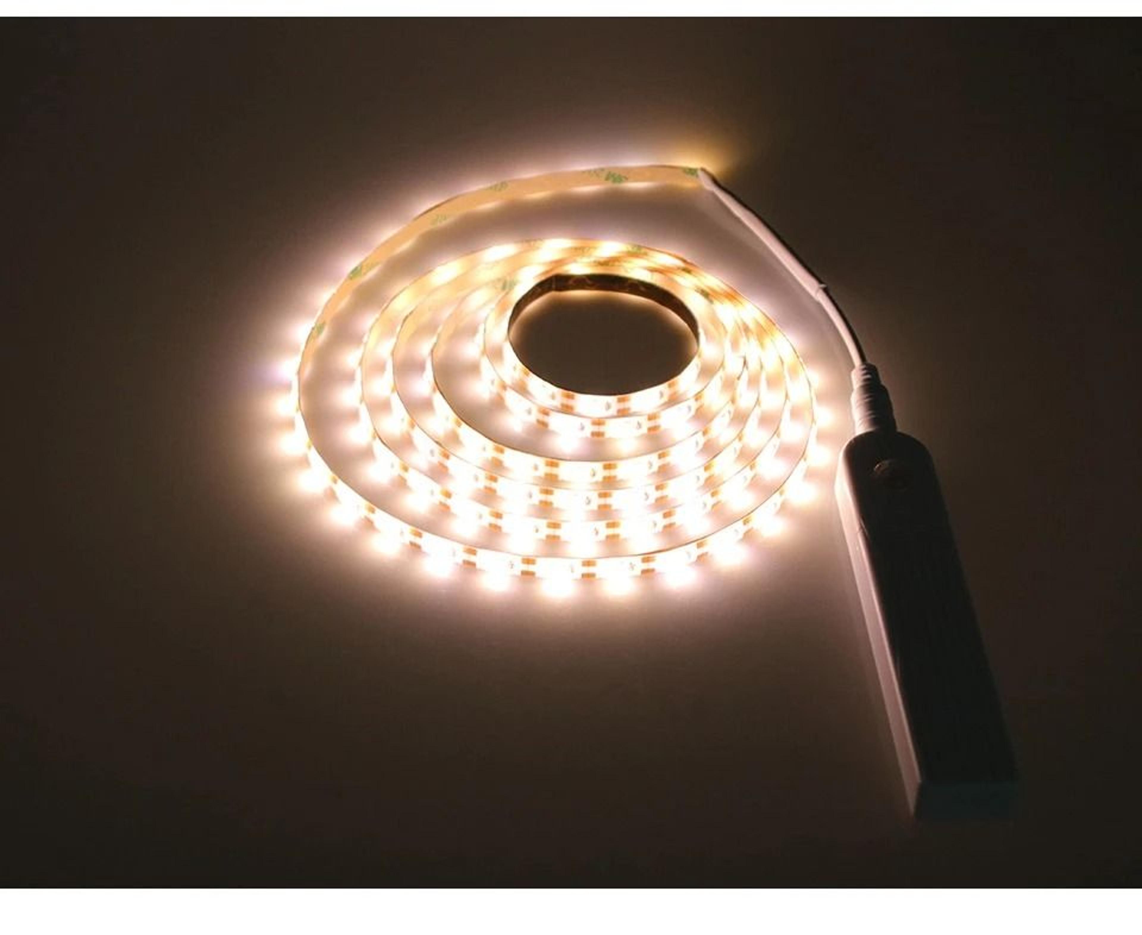 1M 5M PIR Motion Sensor LED Strip Light Battery Powered Night Lamp 2