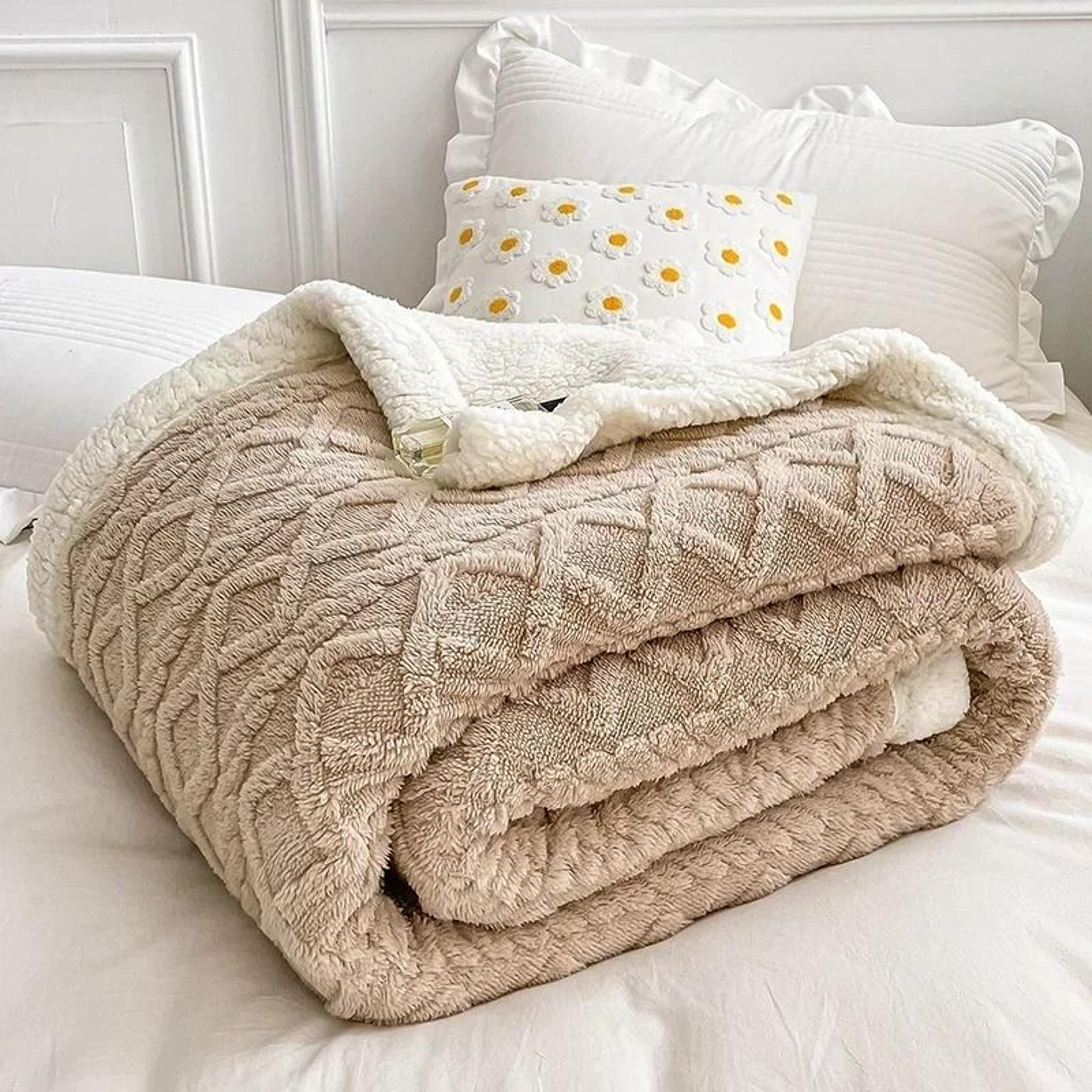 Soft Plaid Winter Fleece Blanket Warm Plush Sofa Bed Throw 8